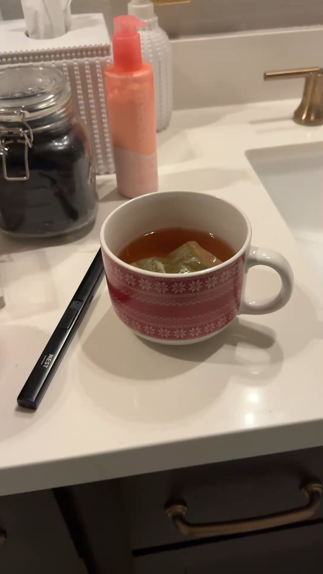 My nightly tea that keeps me regular + my stomach flat. Helps with bloating + digestion and it’s amazing. 

Detox tea, debloating tea, nighttime routine, nightly tea, good tea, flat tummy tea, bloating, digestion tea

#LTKmomlife #LTKselfcare #LTKdayinmylife