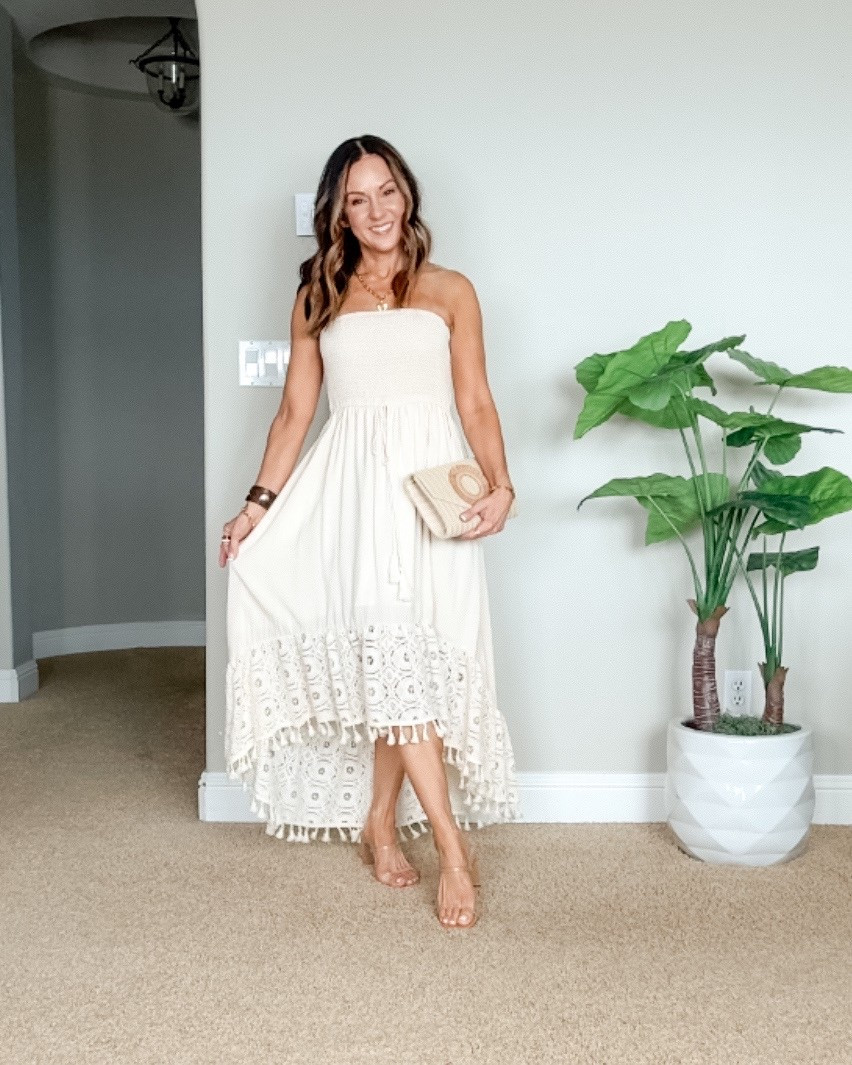 Resort Dresses

Use code HOLLY for 15% off orders $65+ or 20% off orders $109+

Cupshe  resort outfits  vacation outfits  strapless dress  straw clutch  vacation dress  EverydayHolly 

#LTKStyleTip #LTKSeasonal #LTKPetite
