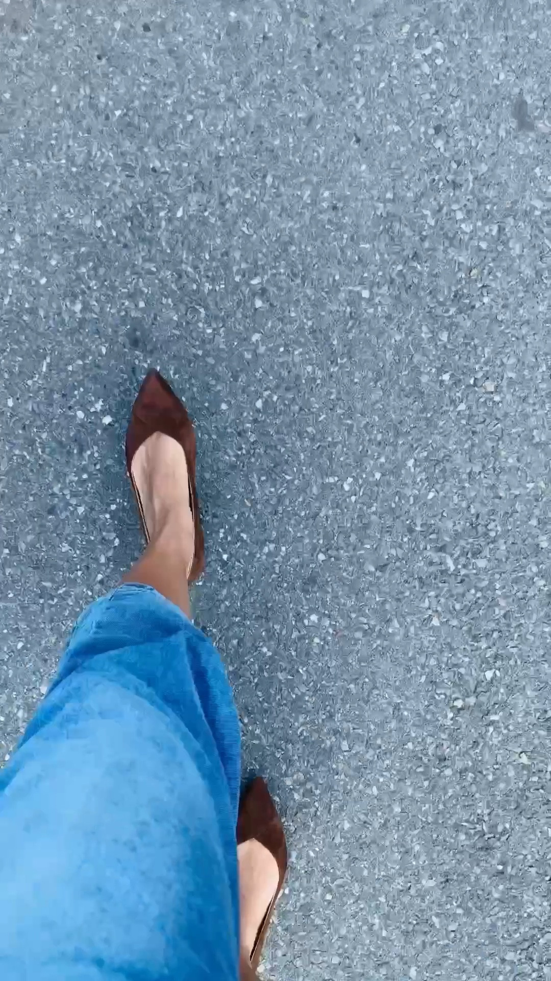 Suede flats and barrel jeans combo are a  perfect spring staple 

#LTKStyleTip #LTKShoeCrush