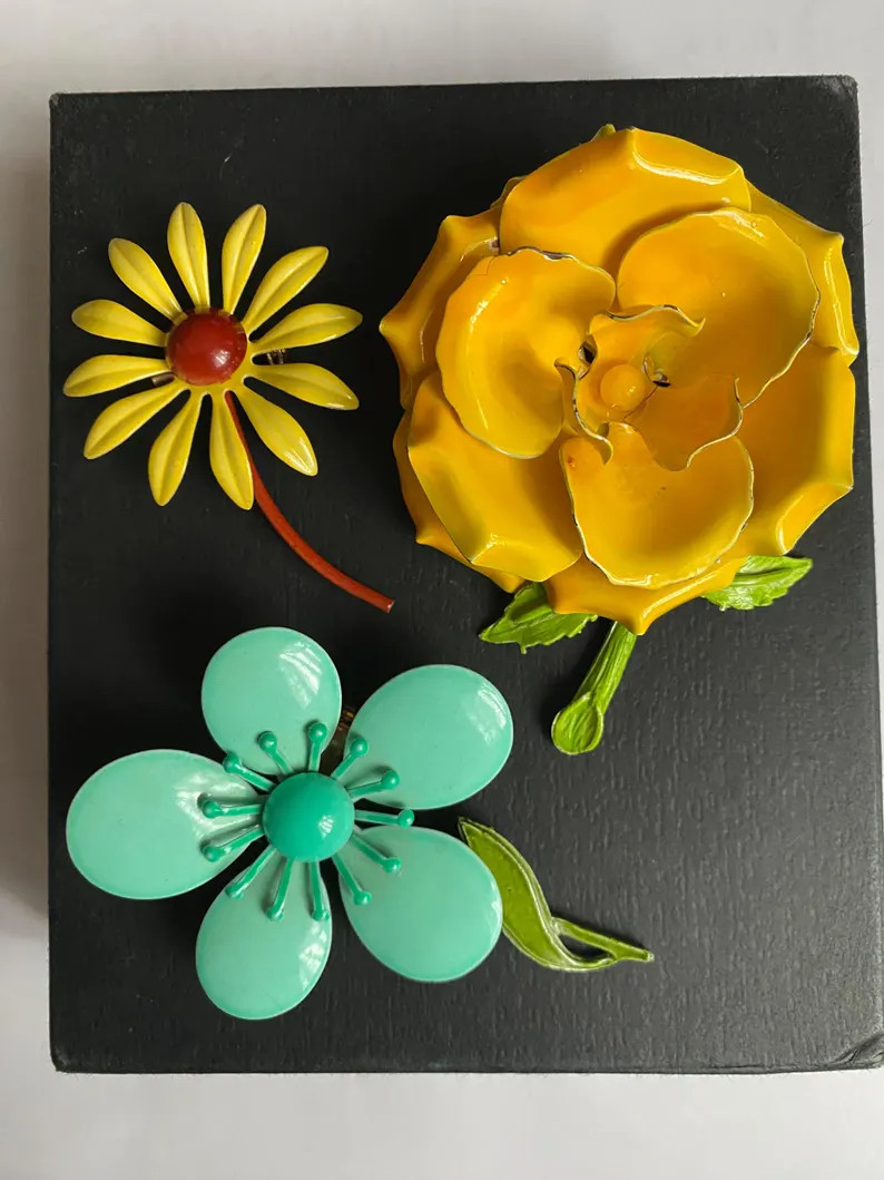 Mod Enamel Vintage Flowers 1960s Metal Good Vibes Brooch Pin Large Floral Teal Blue Green Yellow ... | Etsy (US)