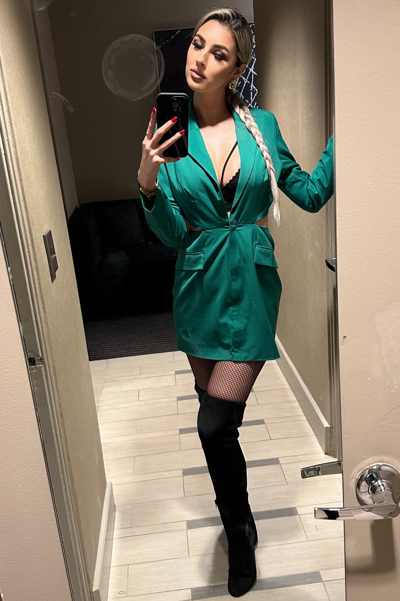 ARTFREE Women's Long Sleeve Blazer Dress Elegant Sexy Deep V Neck Lapel Casual Cutout Mini Dresses 2024

#LTKstyletip #LTKSeasonal #LTKSpringSale