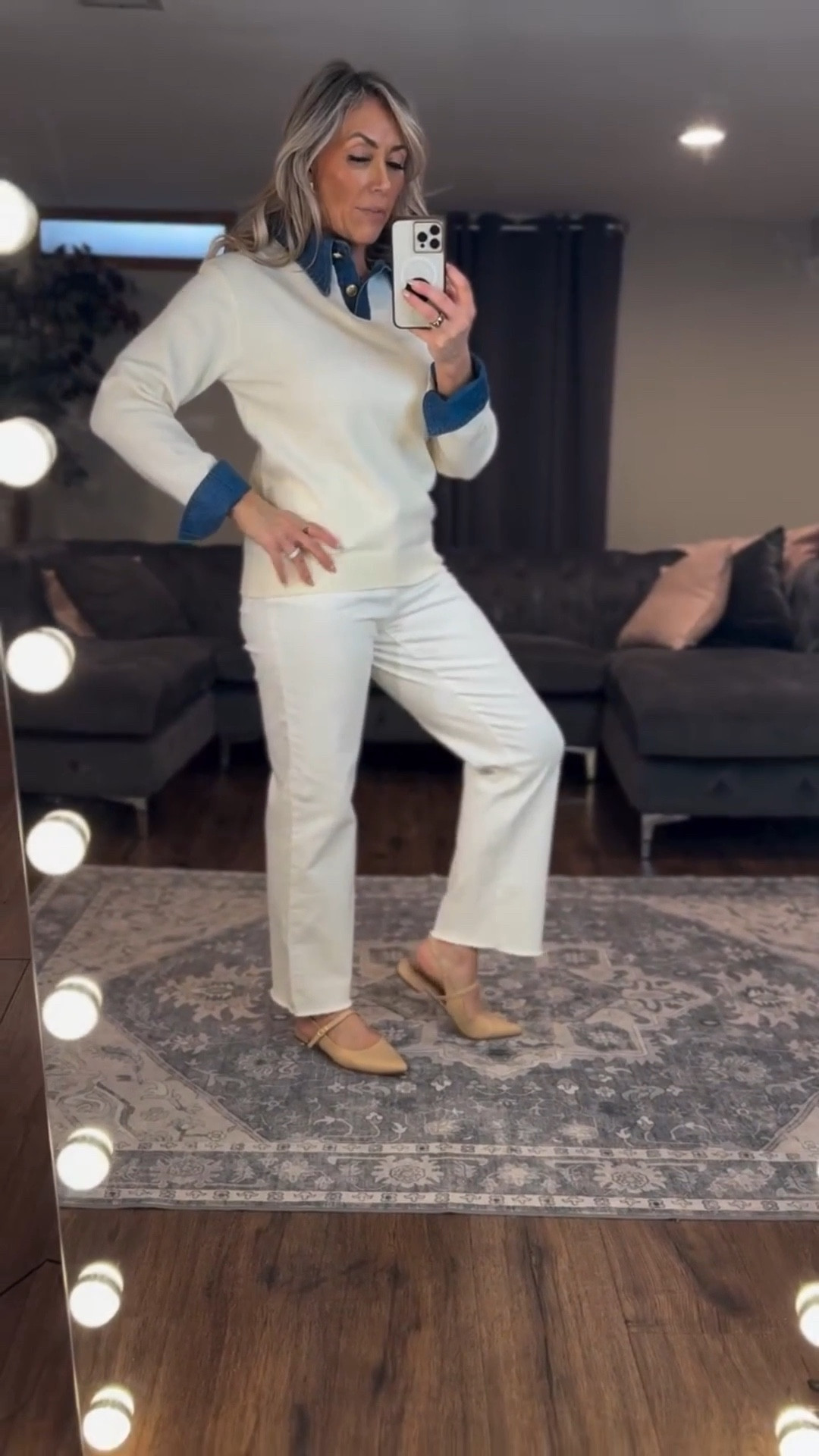 Your reinvention is in your dress code! 
Dress for the way you want to feel! And this top let me tell you..makes you feel like you have your shit together! 🤓