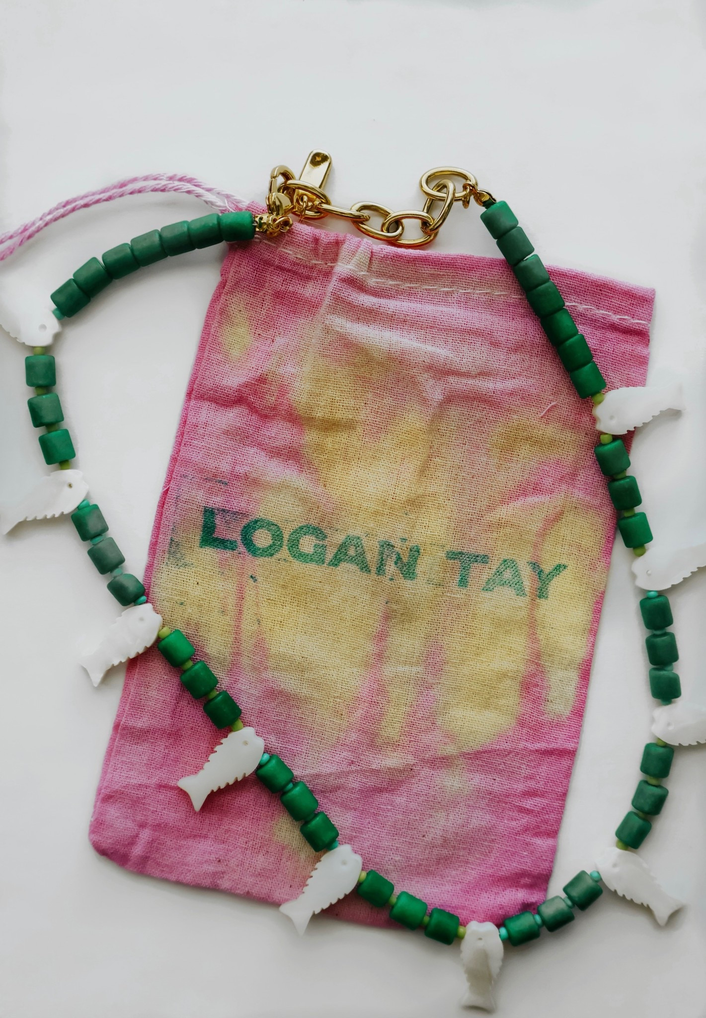 A little mother of pearl magic! ✨🐚 Logan Tay creates the most timeless pieces that are so easy to layer! 