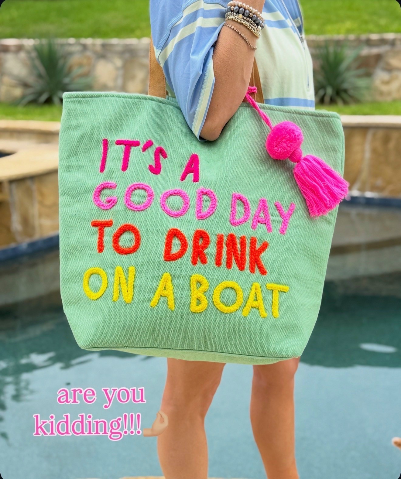 Are you kidding with this tote bag?!!! Perfect for the boat and beach