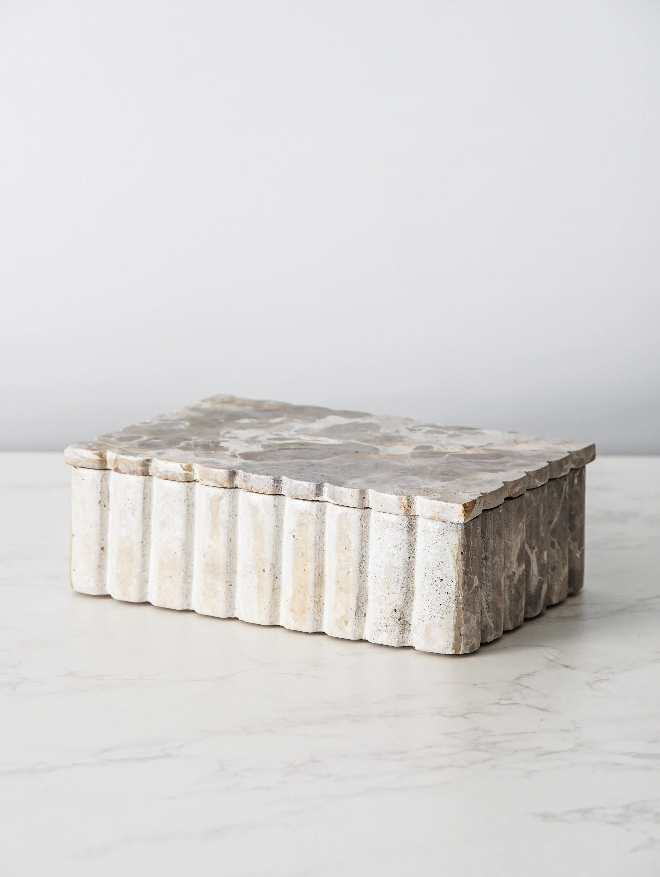 Scalloped Marble Box | MJHome