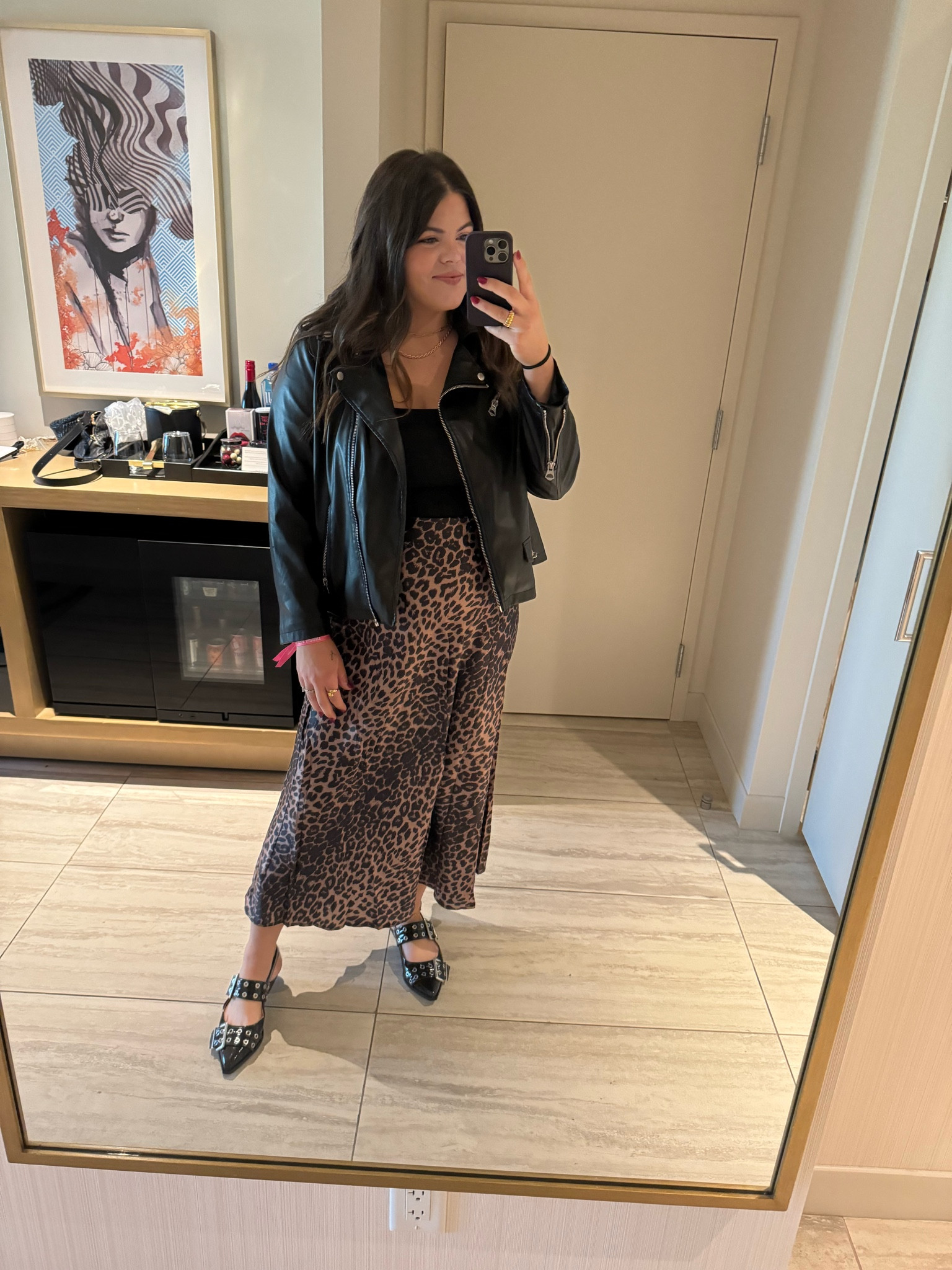 Fall outfit! Wearing a leather skirt / cheetah print skirt and it’s so stretchy! I think it’s fun paired with the leather jacket :) 

Size xl 

Shows are Amazon as well



#LTKMidsize #LTKFindsUnder50 #LTKStyleTip