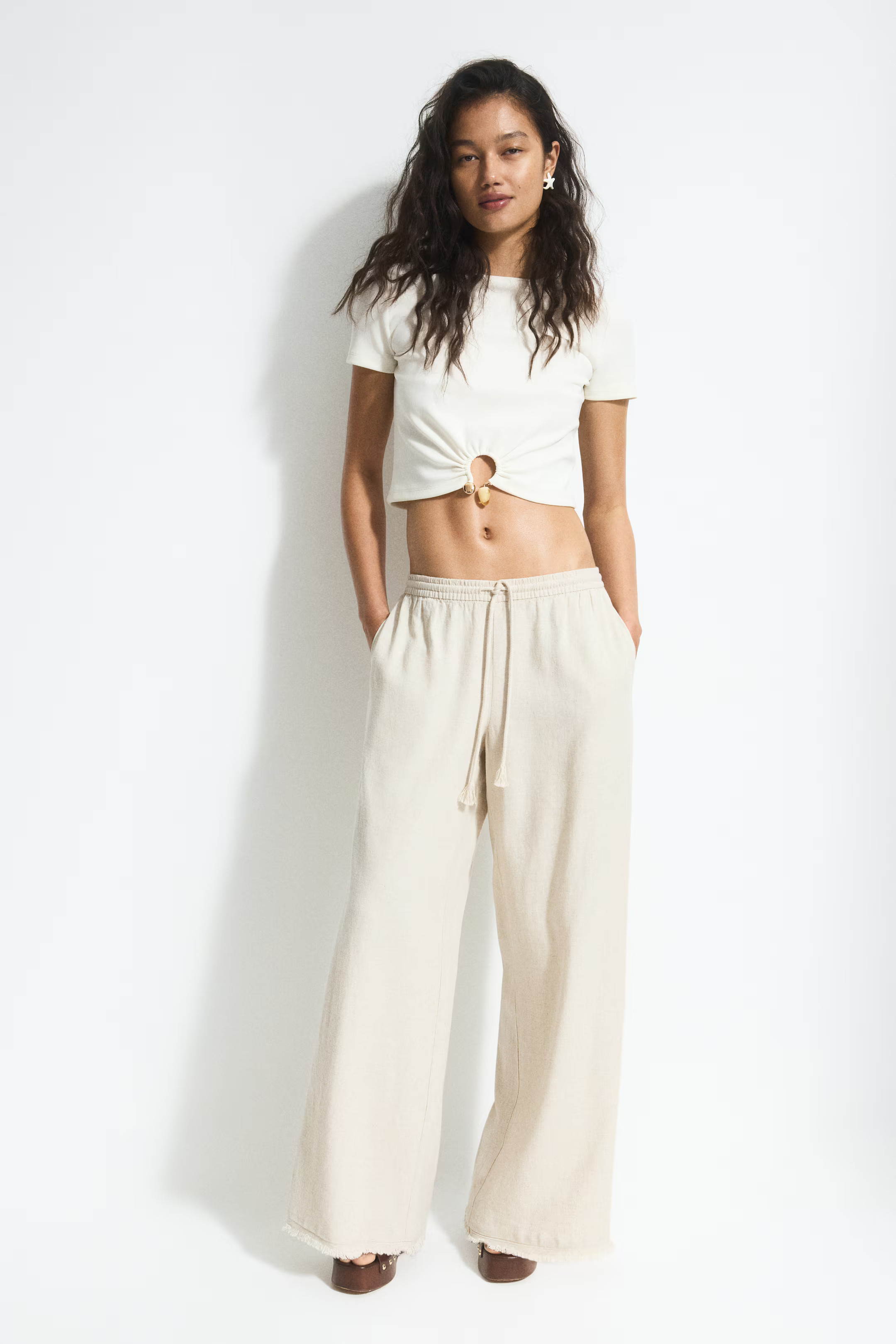 Linen-blend drawstring trousers | H&M (UK, MY, IN, SG, PH, TW, HK)