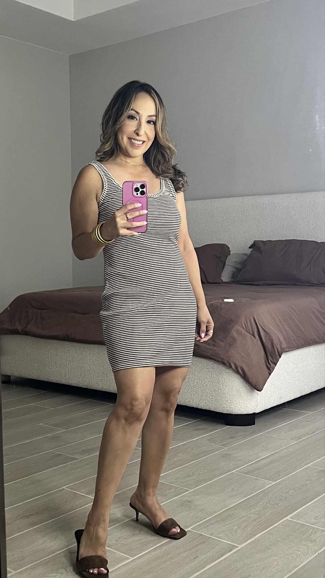 Perfect little casual dress! The brown is not showing up on their site yet but they have other colors. It’s so comfy!

#LTKmomlife #LTKootd #LTKPetite