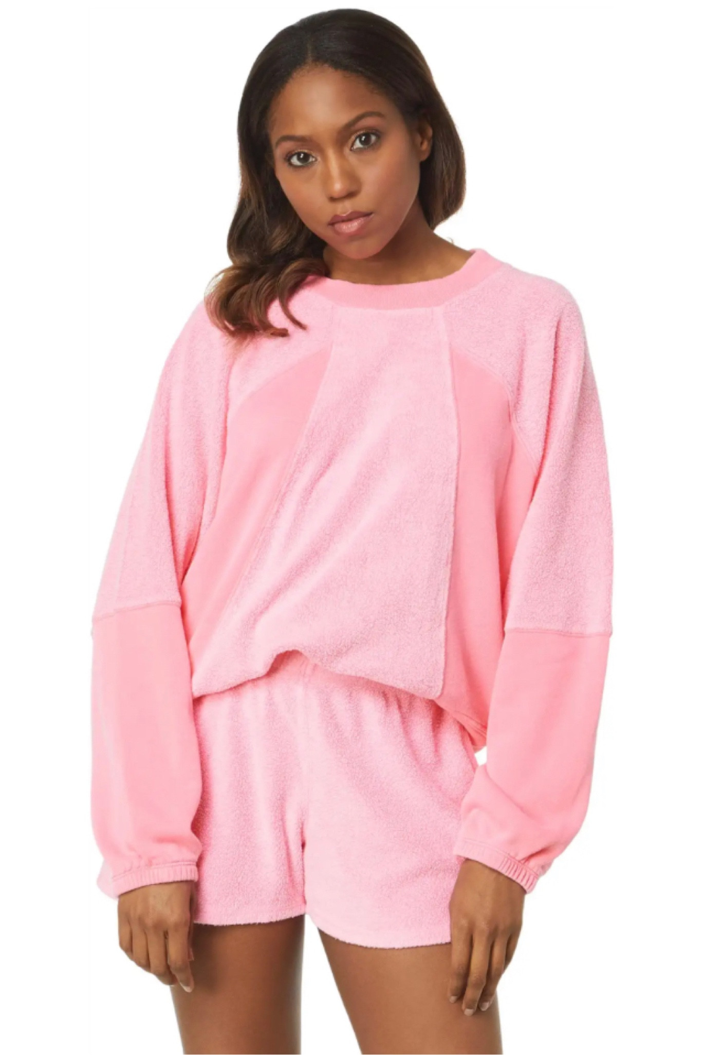 EYEING LATELY 👀

Loungewear, lounge set, CapsuleByCoCo

#LTKtravel #LTKFind #LTKstyletip