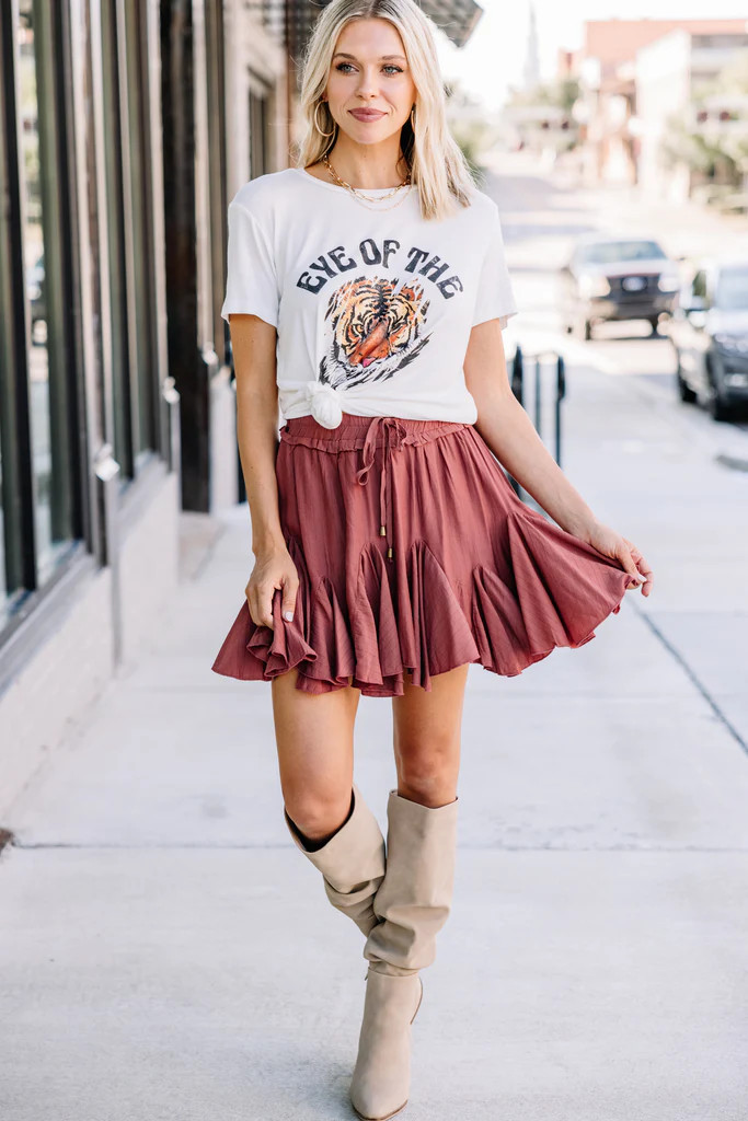 Eye Of The Tiger Ivory Graphic Tee | The Mint Julep Boutique