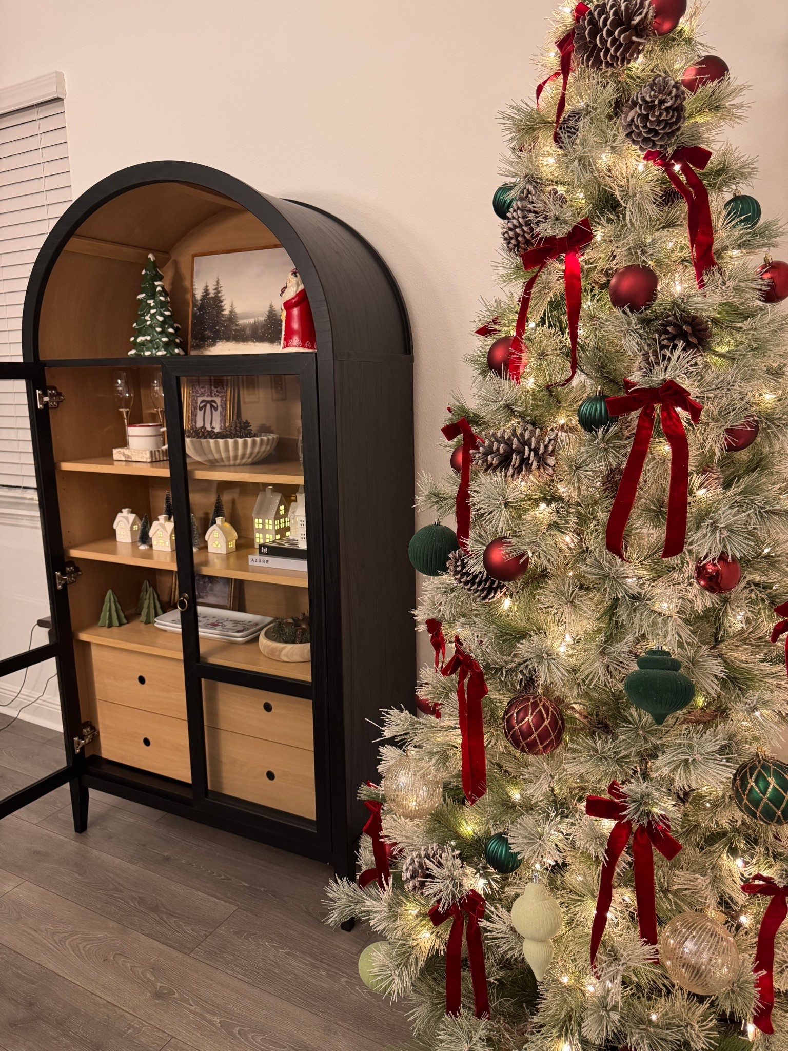 I am obsessed with the vibes and cozy feeling of Christmas ❤️🎄

I feel like I should add garland to the top of the hutch 🤨 I am going back and forth… let me know if I should ❤️



#LTKSeasonal #LTKHoliday #LTKHome