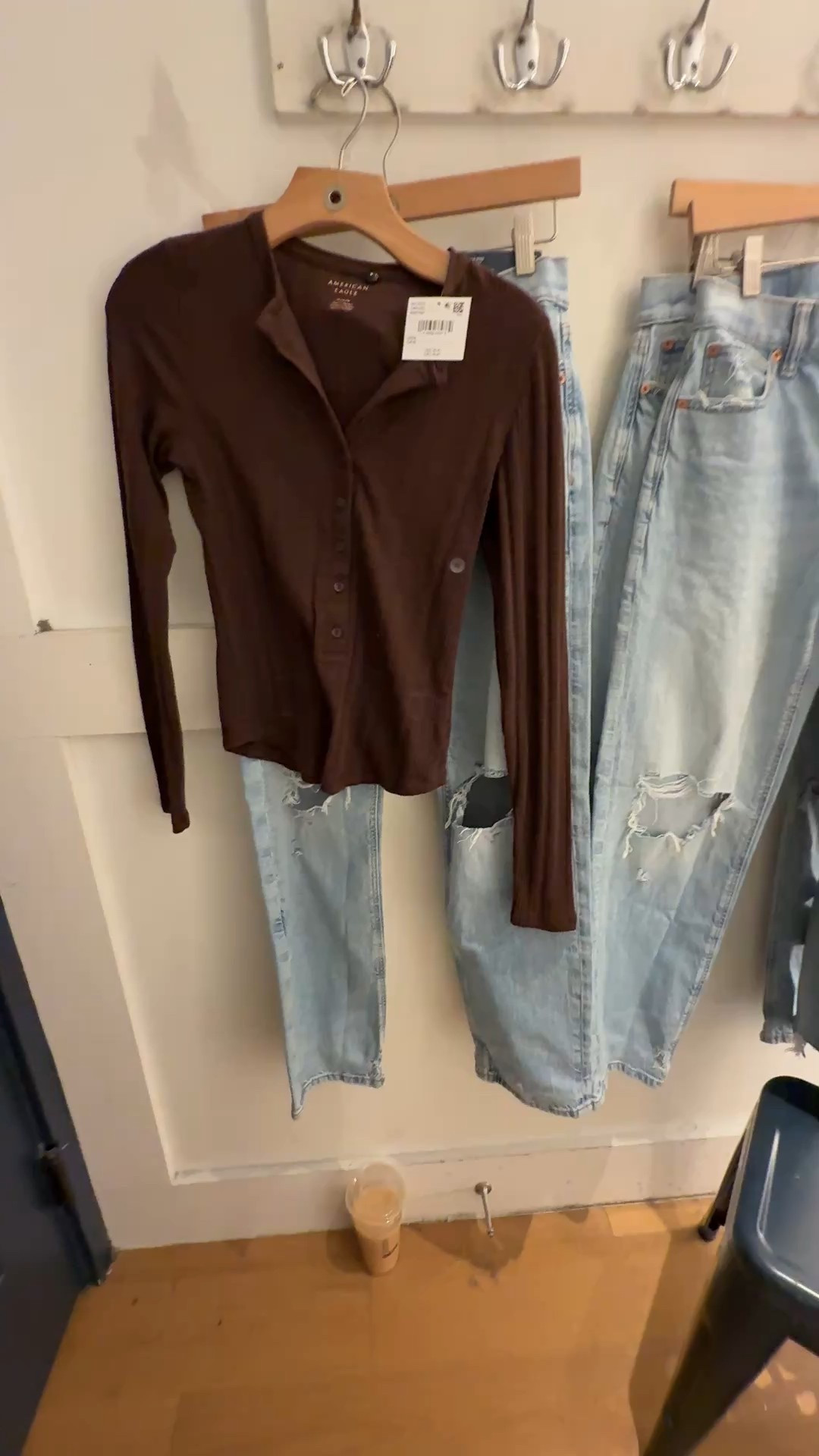 Today’s outfit finds! These jeans fit so well I got size 000, & the top is so versatile for fall/winter!

#LTKFindsUnder100 #LTKootd #LTKPetite