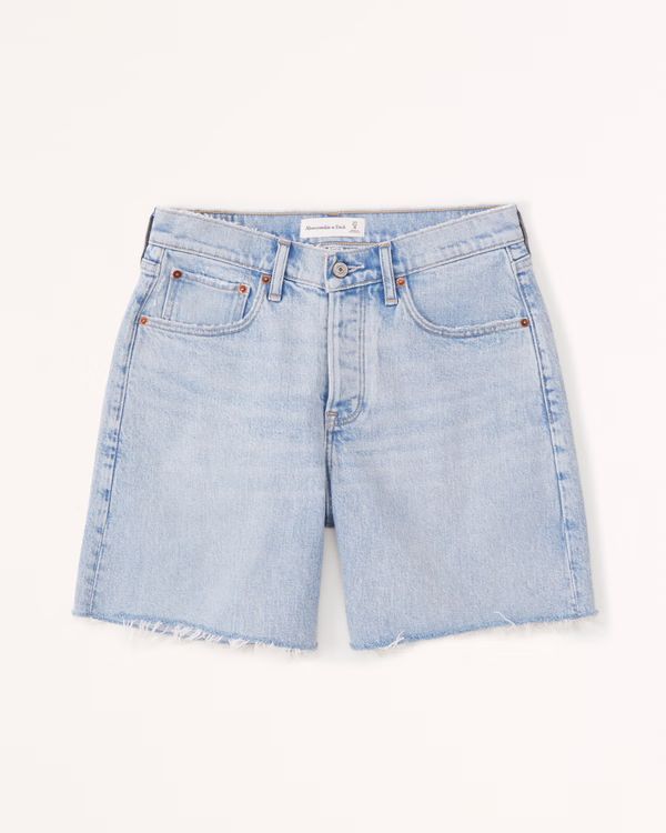 Curve Love Low Rise 7 Inch Dad Shorts | Abercrombie & Fitch (US)