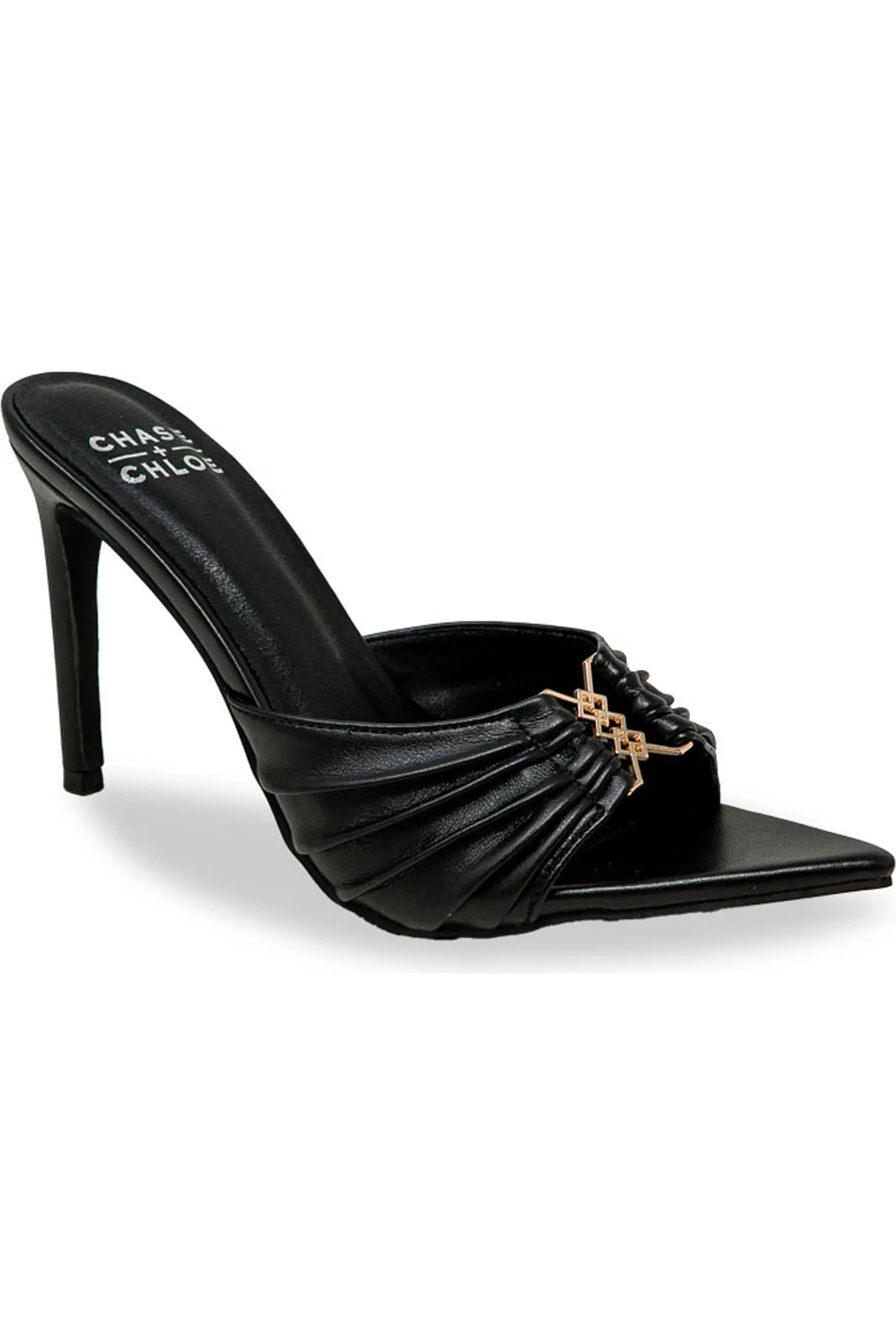 A black heel like this will never miss 🖤✨
CHASE AND CHLOE from @Nordstromrack

#NordstromRack #LTKStyle #BlackHeels #HeelsOfTheDay #StatementStyle #FashionFinds #GirlsNightOut #ShoeGoals 

 #LTKootd #LTKActive #LTKU