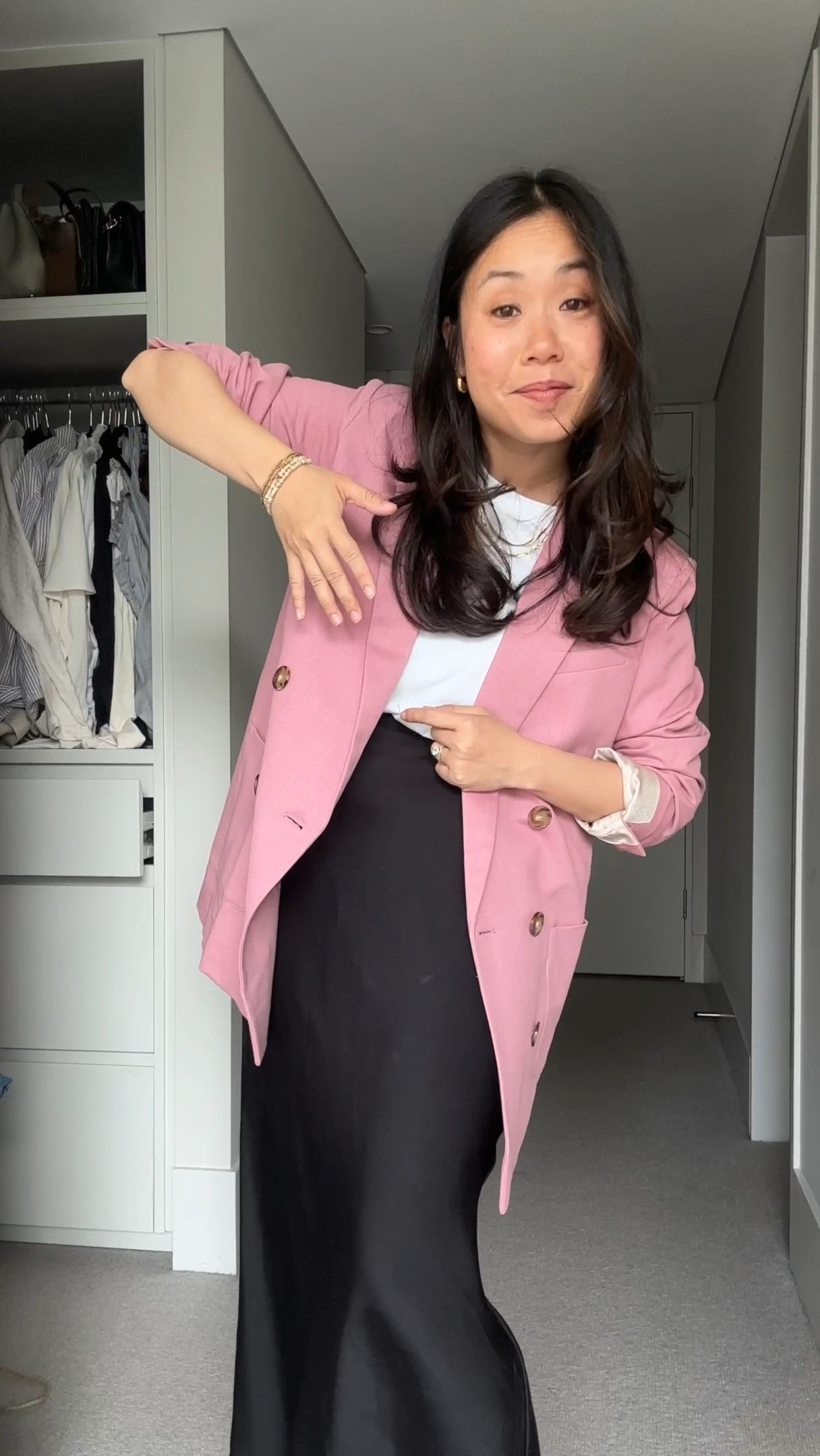 Size FR 36 / US 4 in the blazer, size S in the skirt 

#LTKstyletip #LTKVideo #LTKSeasonal