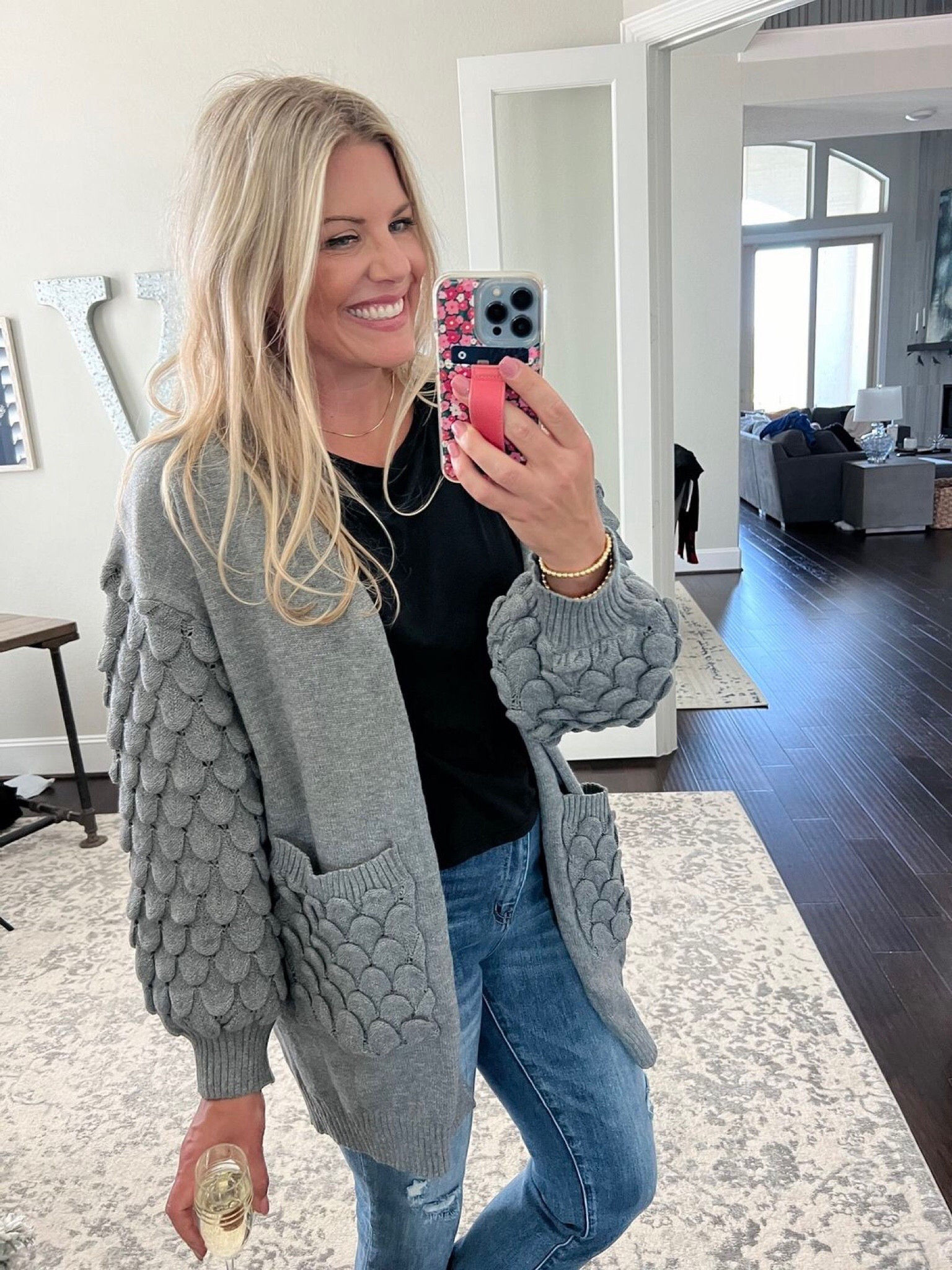 Early Fall Outfit Inspo 

Cardigan  trendy outfit  wardrobe staples  early fall  late summer  elevated casual  everyday look  college outfit  teacher outfit ideas  back to school  FitMomming 

#LTKStyleTip #LTKSeasonal #LTKBacktoSchool