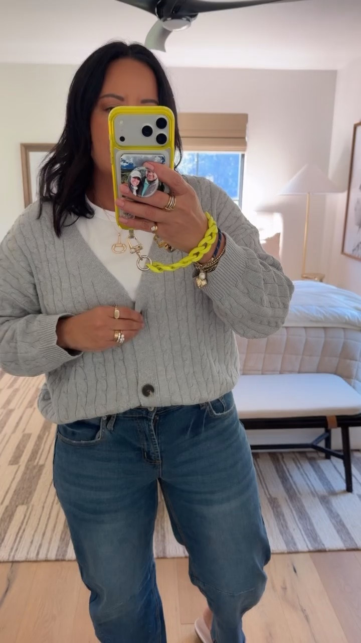 T-shirt size large, cardigan size large, jeans size 8 (size down if you are between sizes), shoes fit tts.