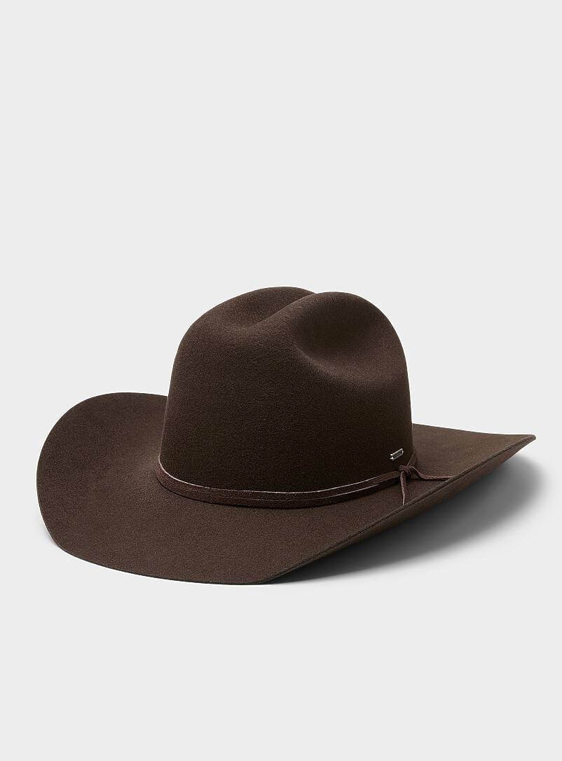 Cream Laredo cowboy hat
        
        

		
        

        
    
        
    
	    
		    
... | Simons