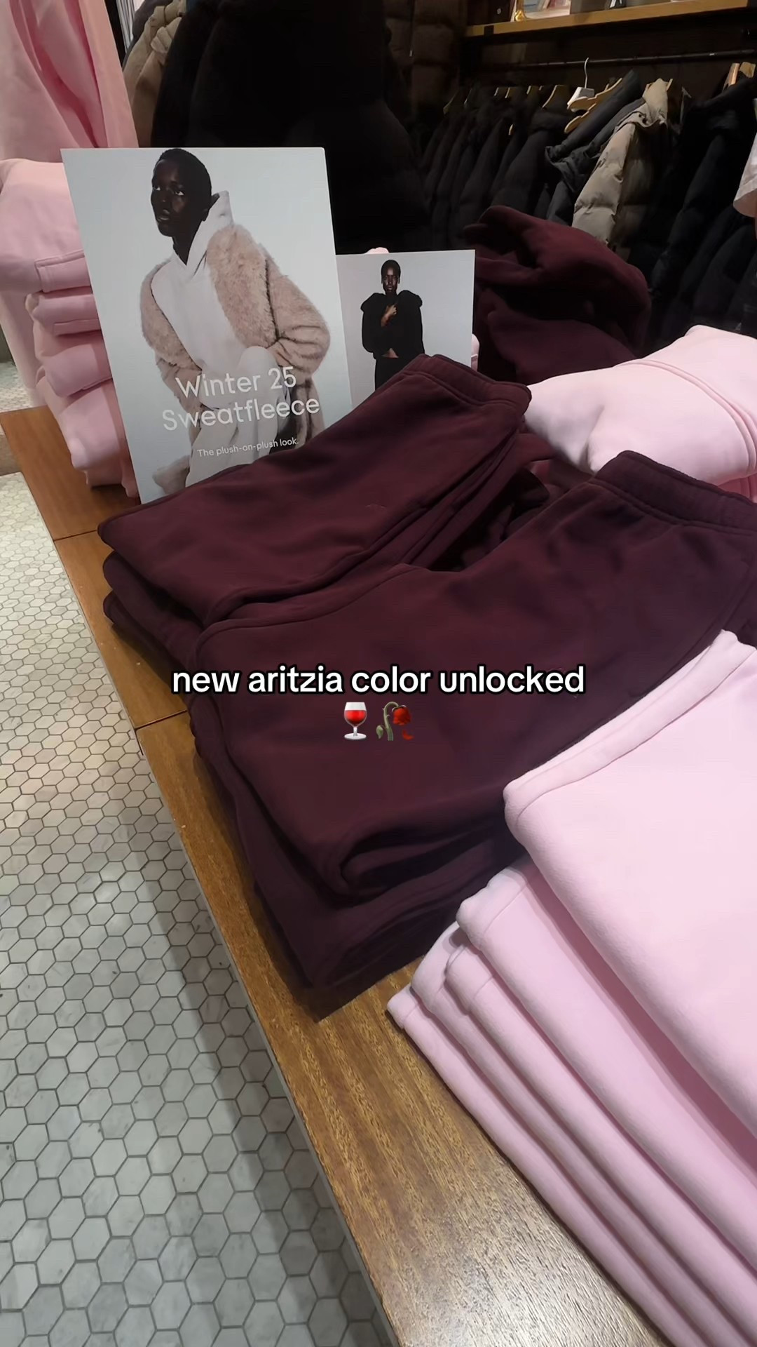 Aritzia, Aritzia sweatshirt, Aritzia sweatpants, Aritzia set, cardamom 

#LTKGiftGuide #LTKSeasonal #LTKootd