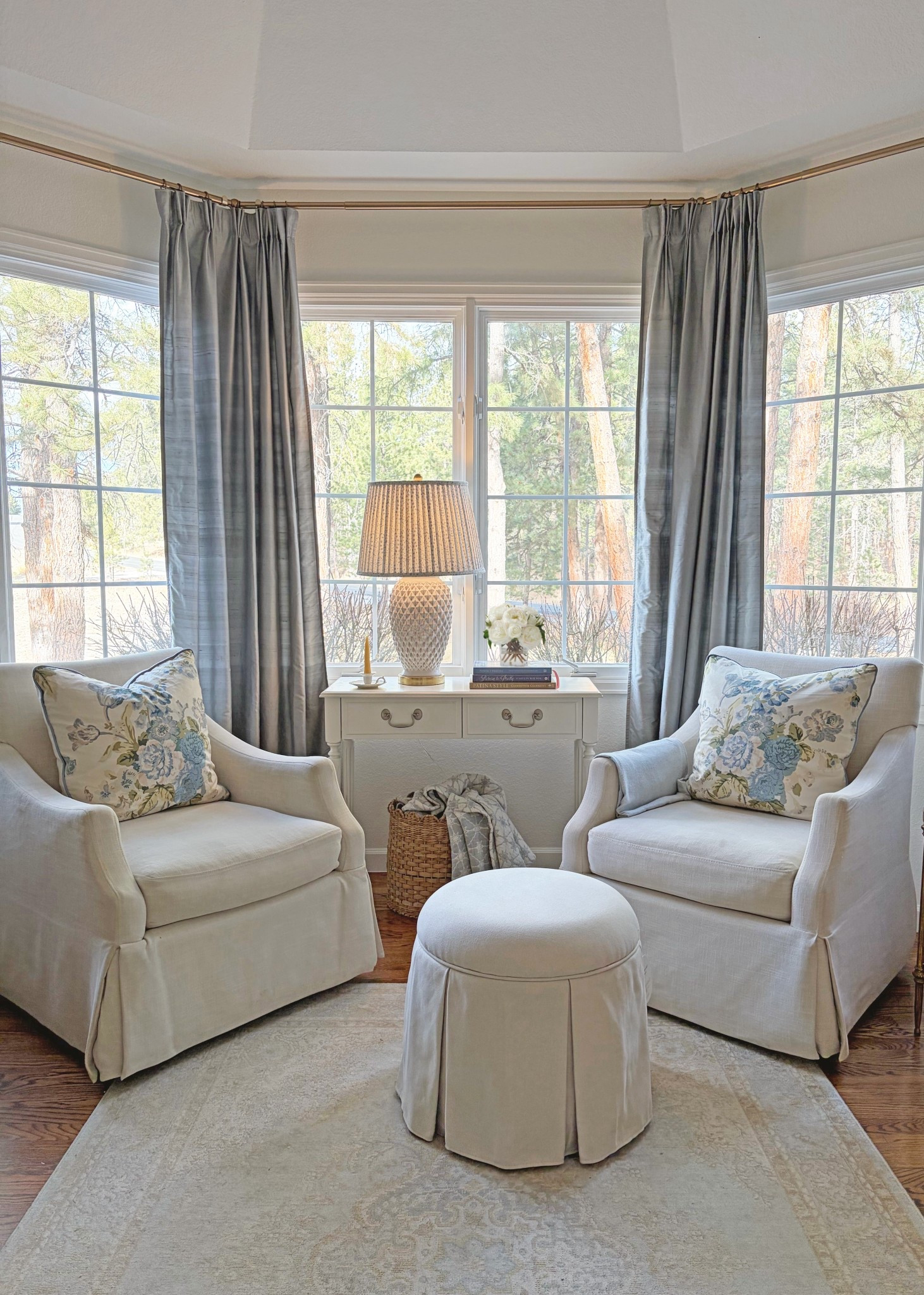 Shop the details in my home office/coffee corner 🤍

#LTKHome #LTKmomlife