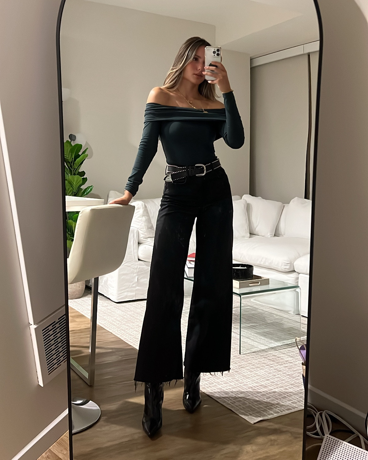 Night Out! Outfit idea🖤✨

#LTKStyleTip #LTKGiftGuide #LTKHoliday