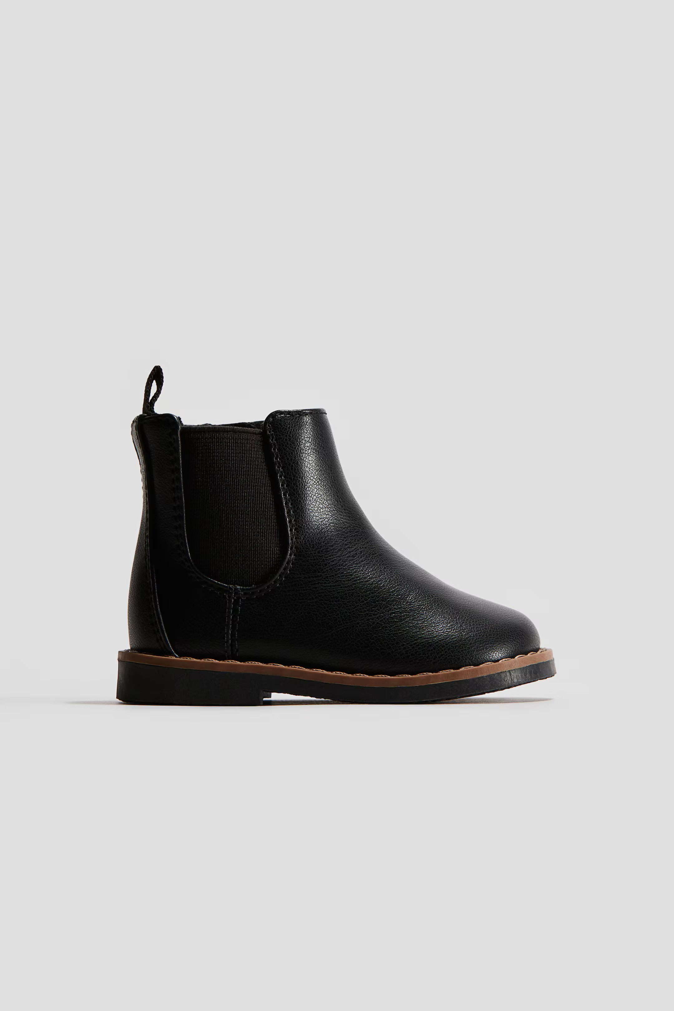 Chelsea Boots | H&M (US + CA)