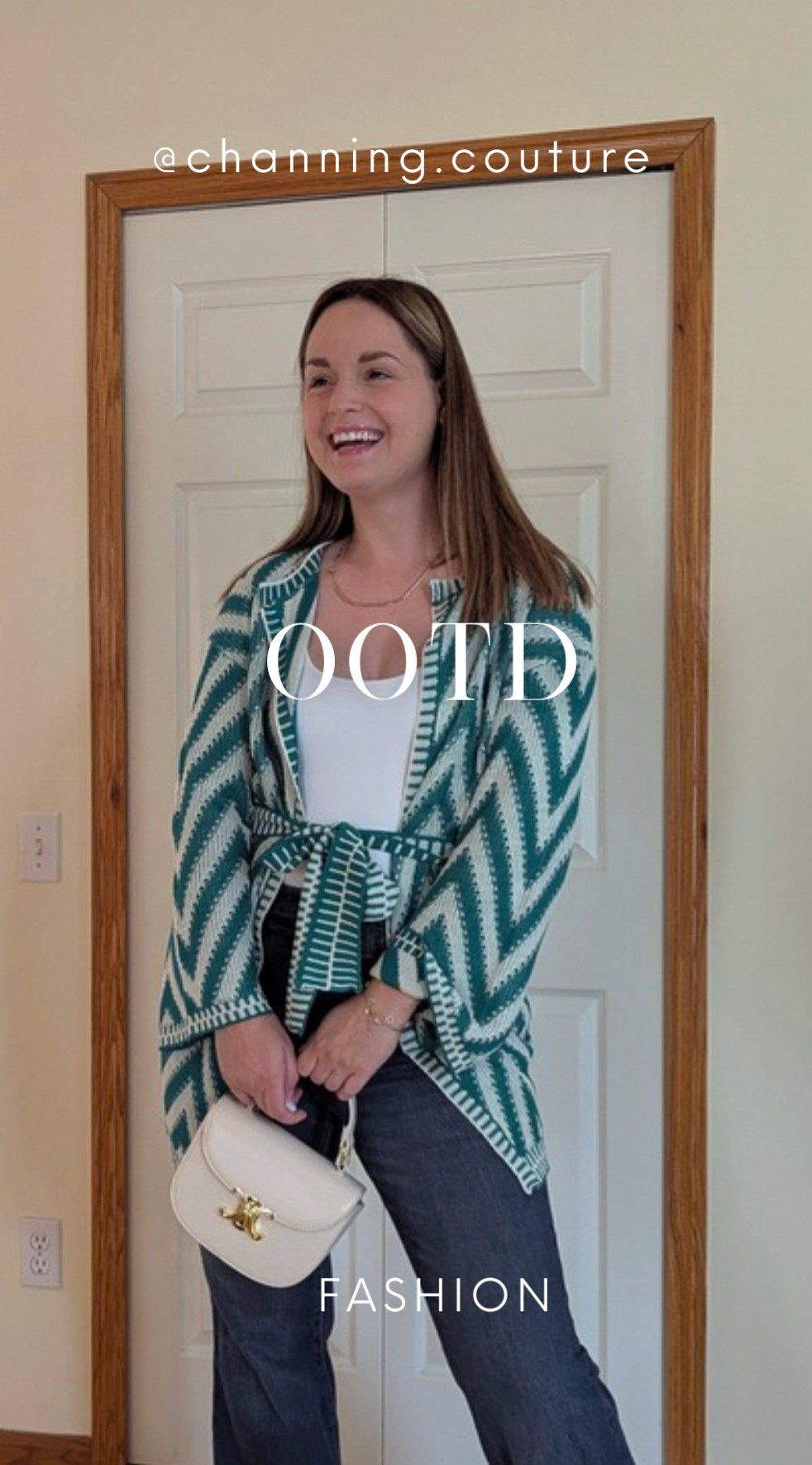 This lightweight knitted green cardigan is my new favorite wardrobe piece 

#LTKMidsize