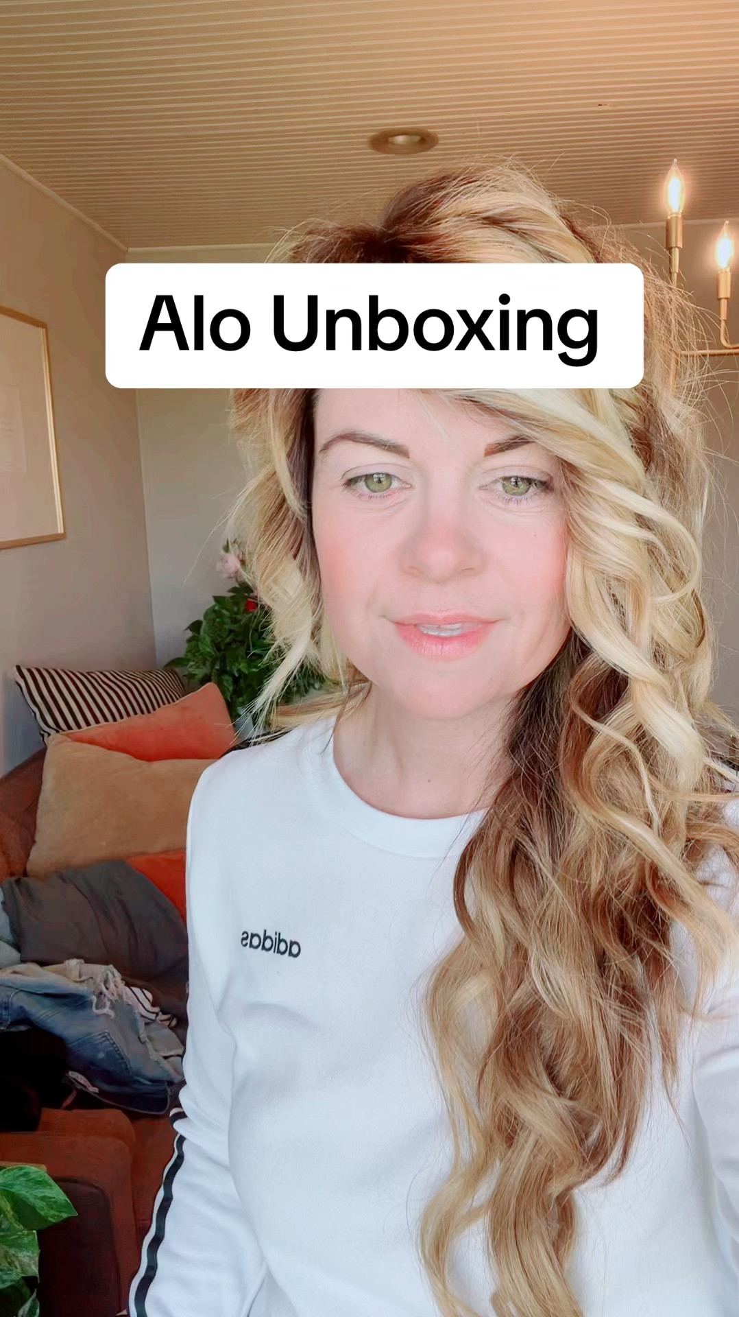 Alo unboxing for Athlesiure
Summer shorts
Skirts
Skorts 
Unboxing 
#alo #skirts #skorts #unboxing 

#LTKSeasonal #LTKVideo #LTKActive