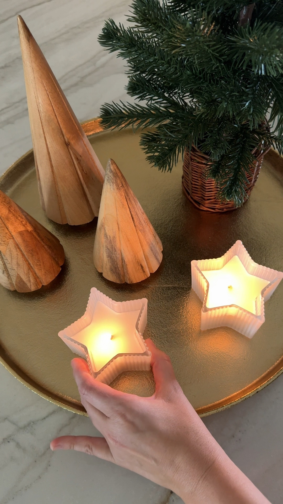 These adorable twinkling star candles and decor finds I bought for our Christmas kitchen vignette decor idea!

#LTKFindsUnder50 #LTKHoliday #LTKHome