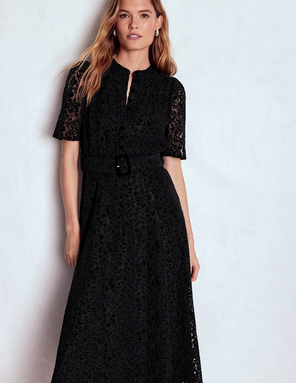 Holiday Party Style


#shopdeescloset #shopaholicscloset

#LTKSeasonal #LTKHoliday #LTKParties