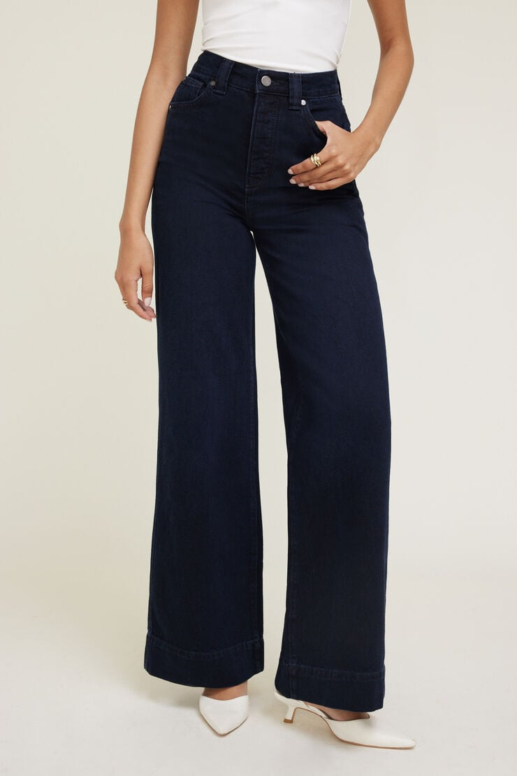 Lennon Ultra High Rise Wide Leg Column Jeans | Dynamite Clothing