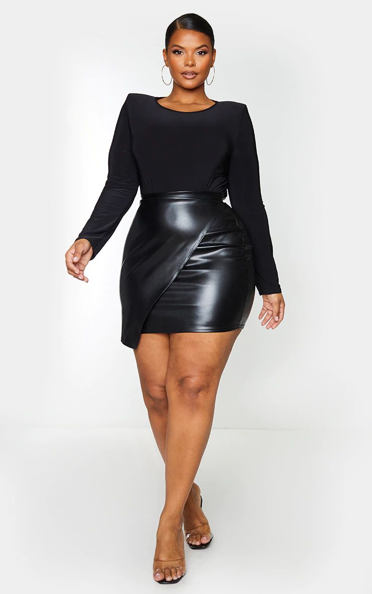 Plus Luisa Black Faux Leather Wrap Mini Skirt | PrettyLittleThing US