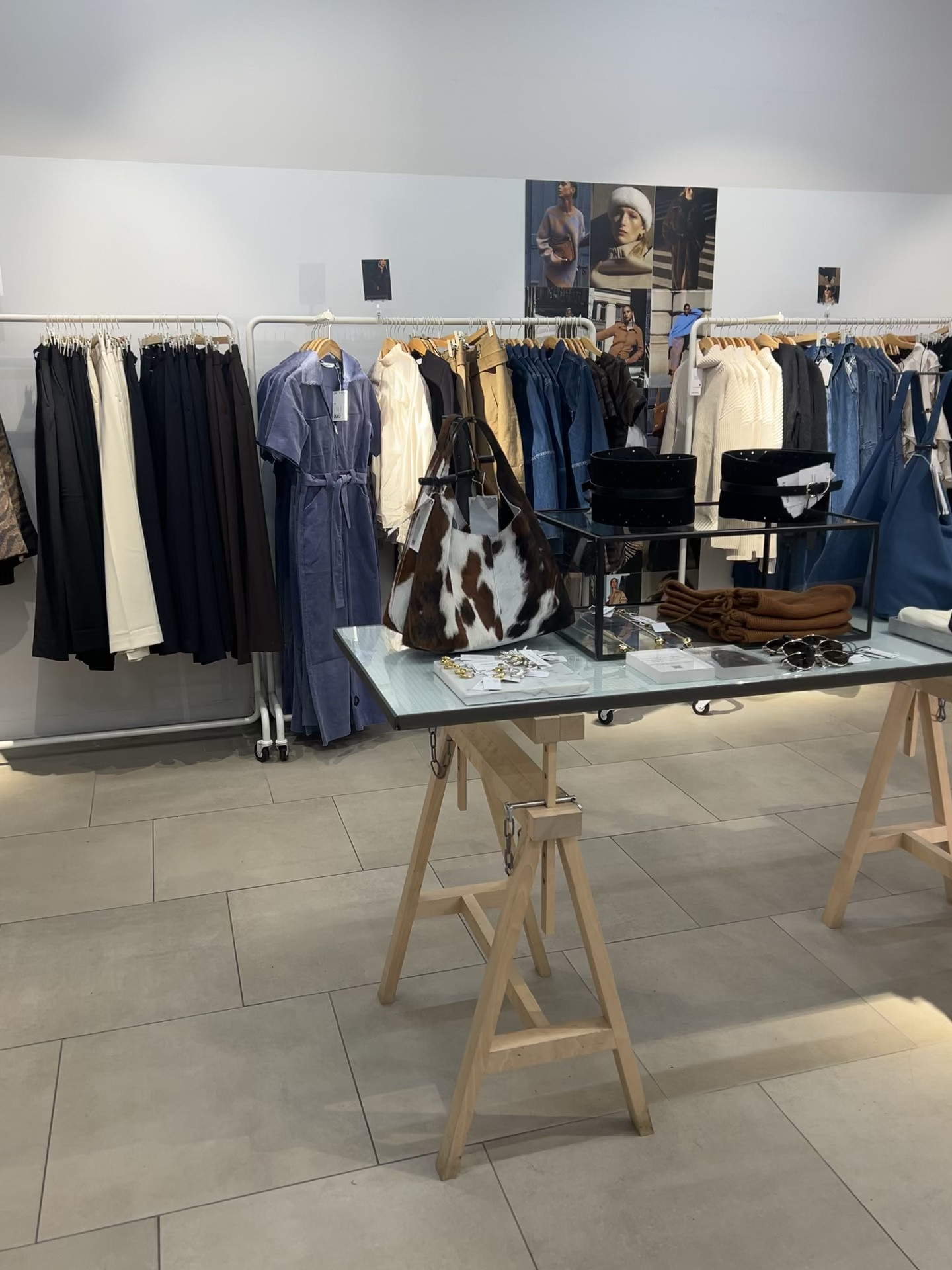 🐄 👜 

#LTKeurope #LTKuk #LTKwinter