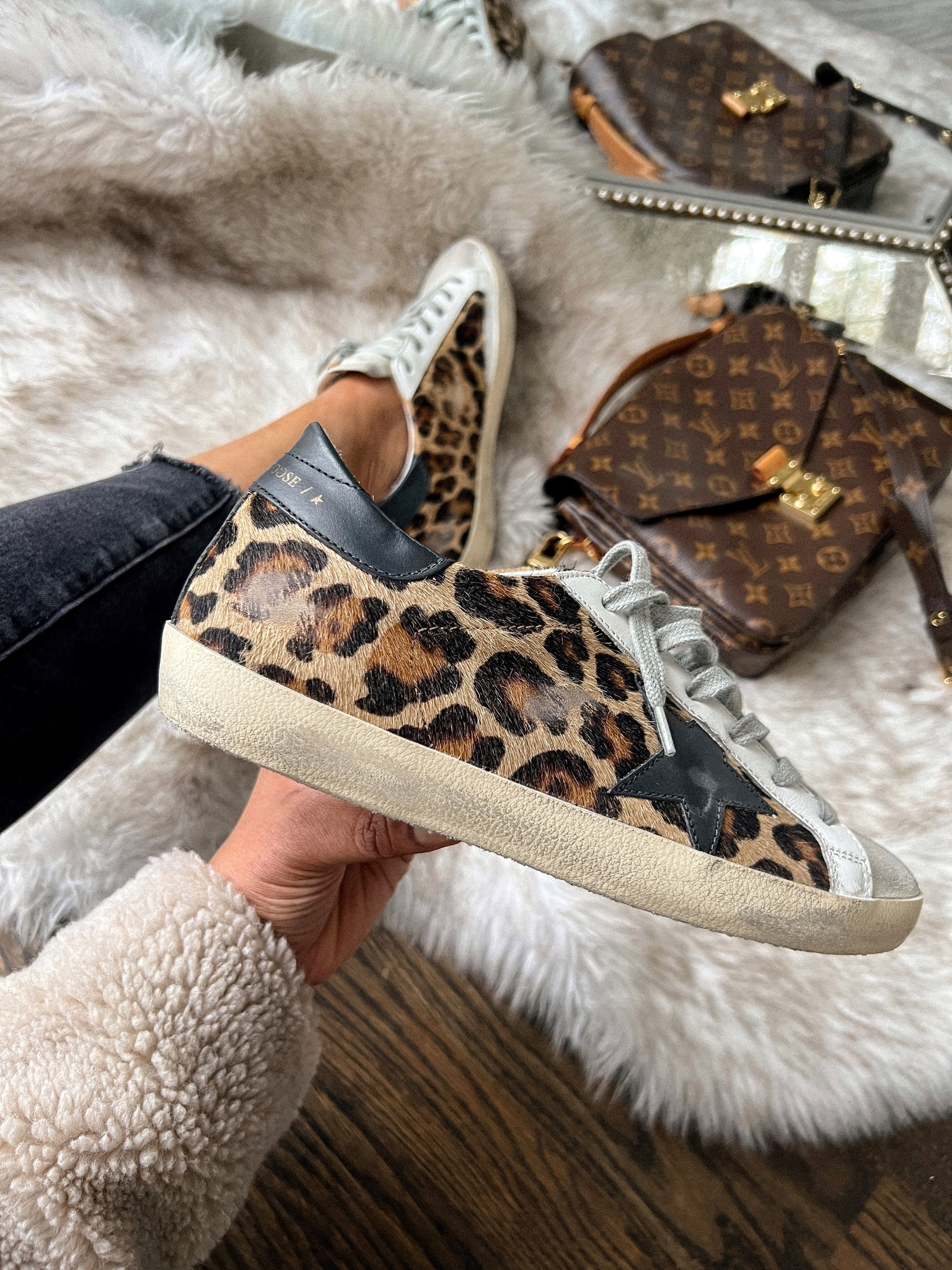 Golden goose leopard print sneakers 

#LTKeurope #LTKshoecrush #LTKstyletip