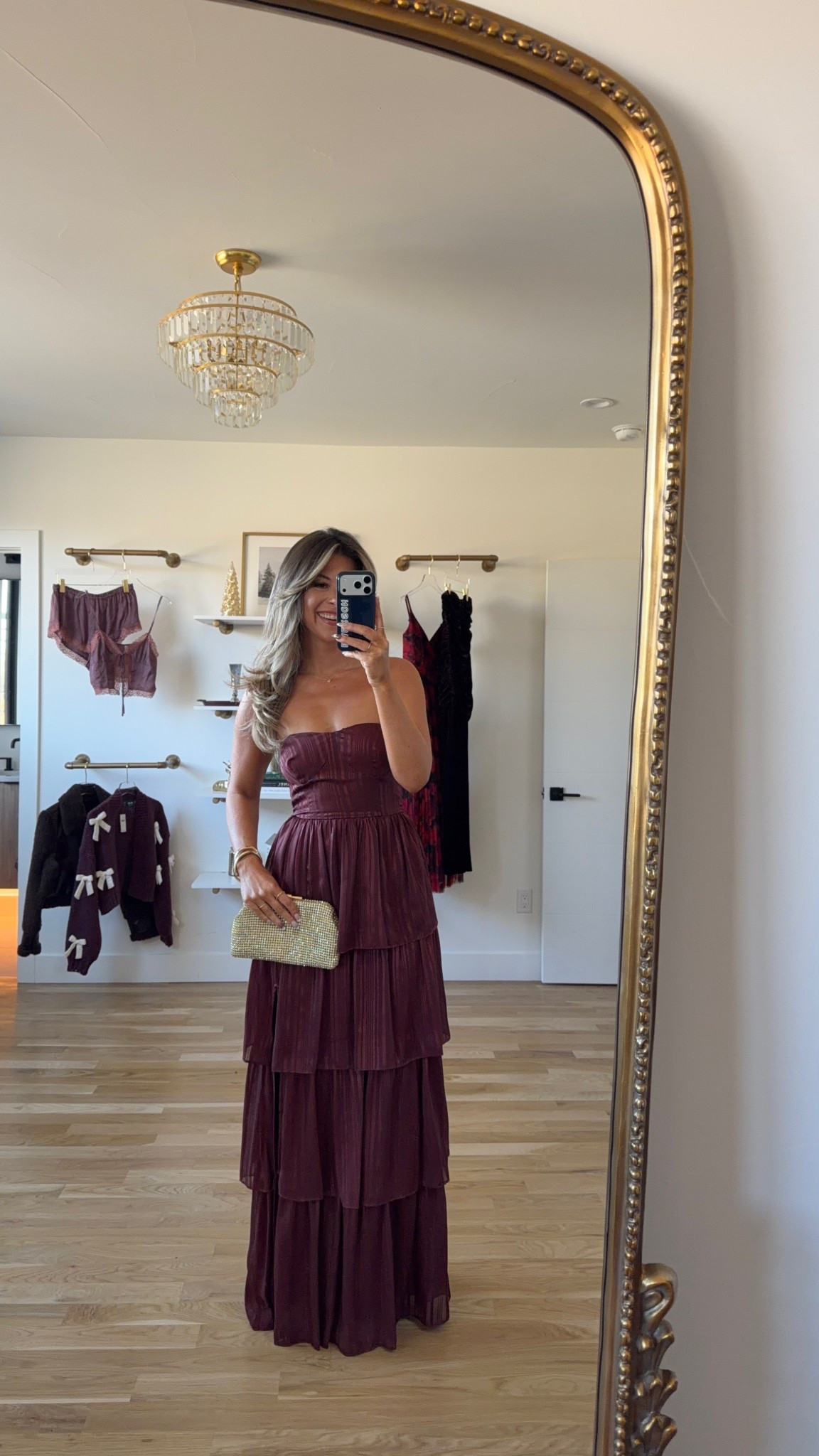 Burgundy tiered wedding guest or formal holiday event dress

Vici code: emerson30

Wearing my usual small/2

Wedding guest
Formal event
Black tie
Burgundy
Holiday party
Winter event
Special occasion 

#LTKSeasonal #LTKHoliday #LTKWedding