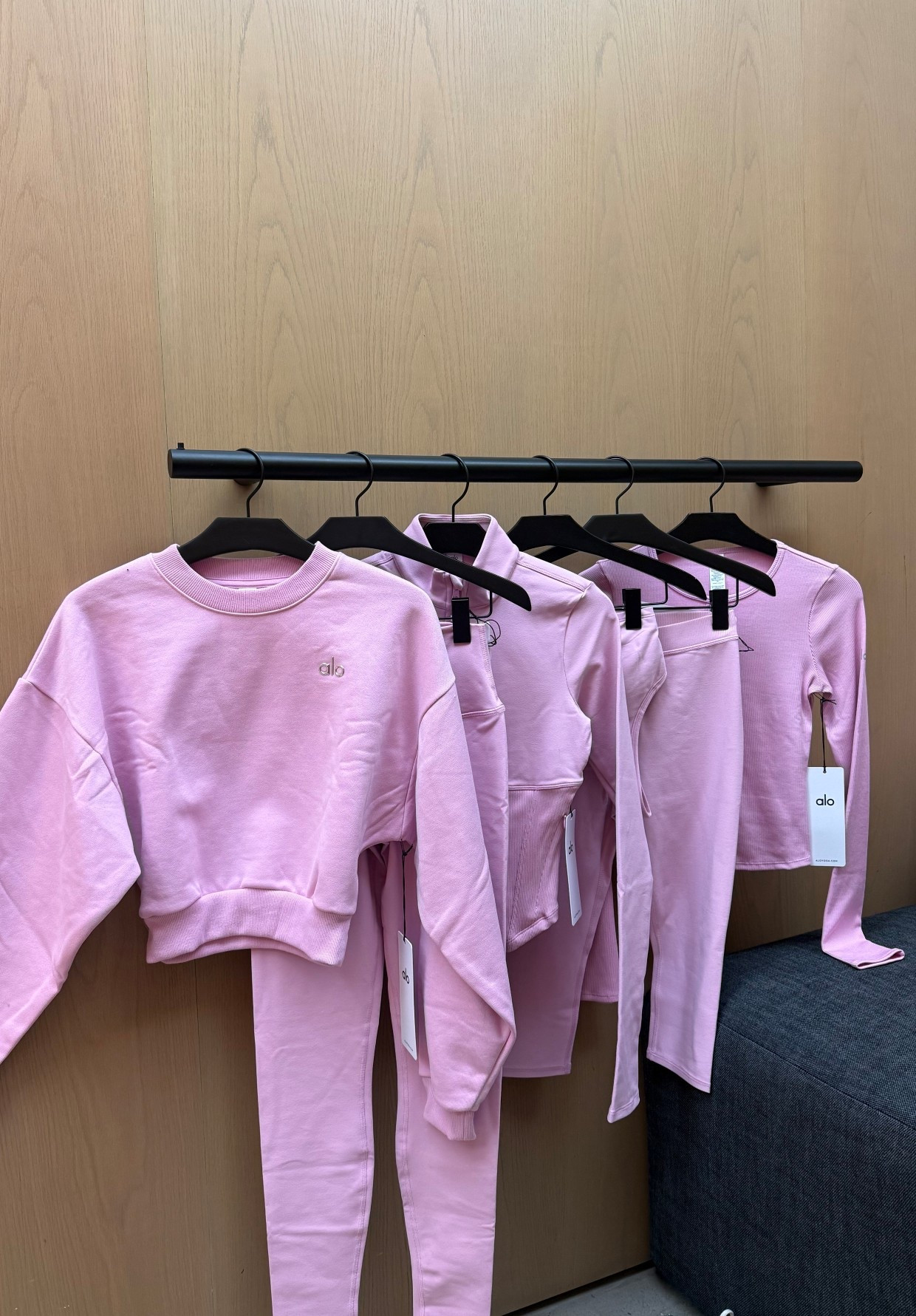 Alo V-Day Edit 💕💕

#LTKfitnessgoals #LTKActive #LTKValentine