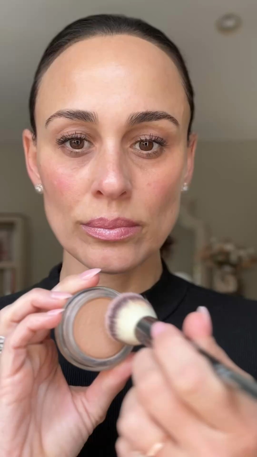 Medium neutral 305 

#LTKbeauty