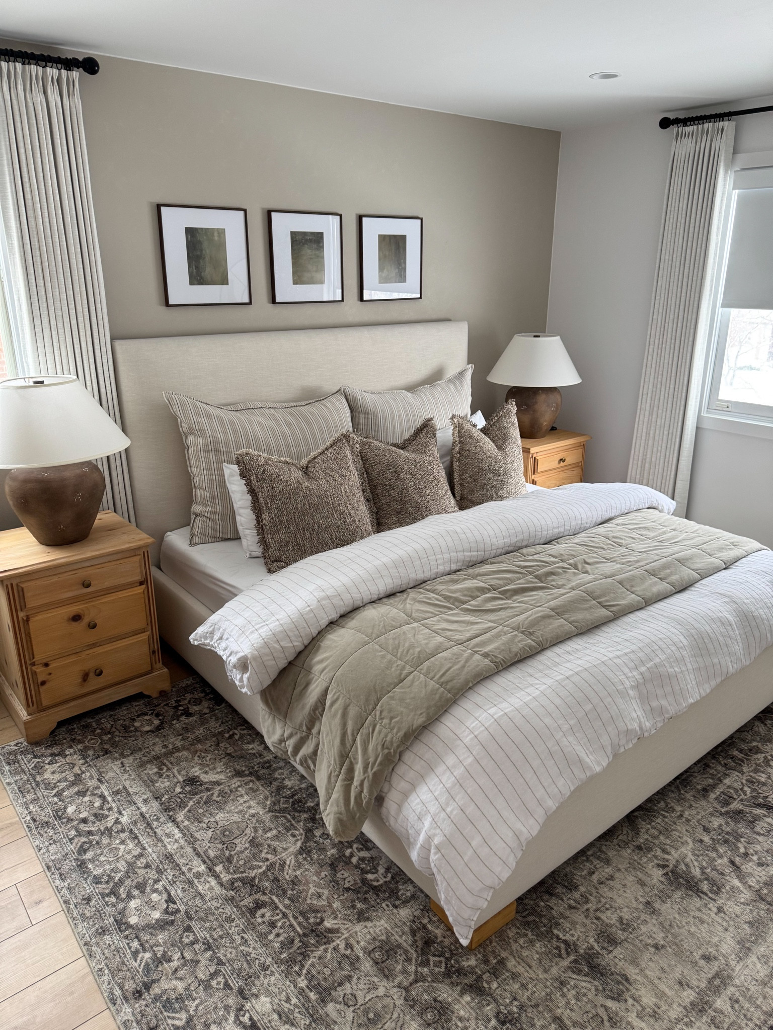 Earthy neutral bedroom🤎Cozy textures, warm neutrals, layers and touches of greenery create the most inviting bedroom to come home and relax in!

#bedroom #bedroomfinds #cozybedroom #homedecor #homefinds #arearug #bedding #lamps #artwork

#LTKHome