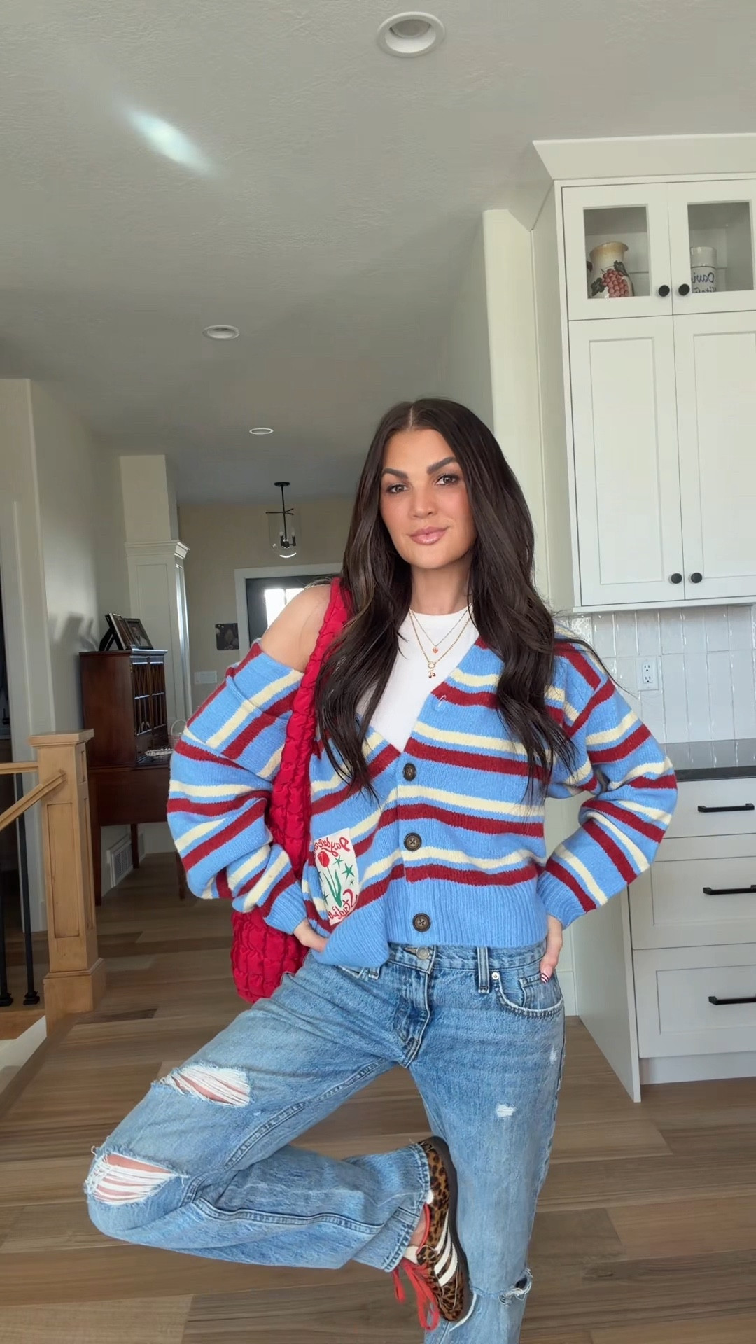 Style a white tank and jeans with this DaydreamerLA Cardigan 
(Hudson Jeans) 


#LTKgrwm #LTKootd