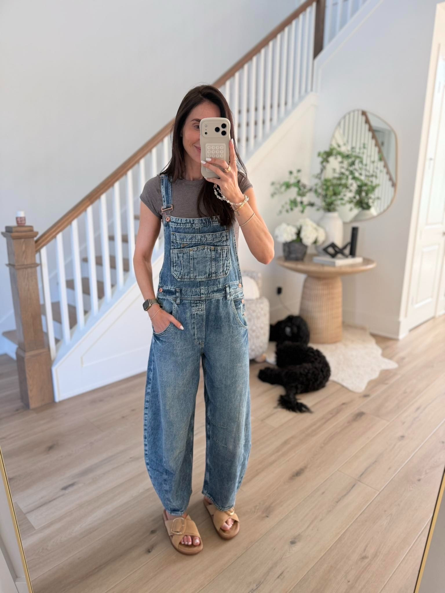  Casual spring outfit, overalls, everyday outfit, spring outfit 2026, annabrstyle

#LTKootd #LTKmomlife #LTKSeasonal