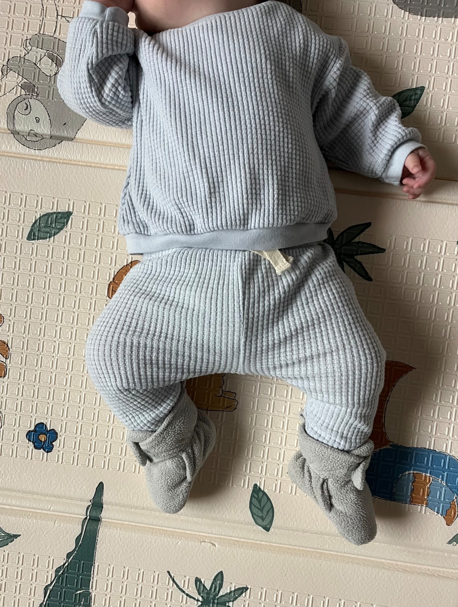 I love a cozy jumpsuit on a baby! 
#TargetFinds

#LTKBaby