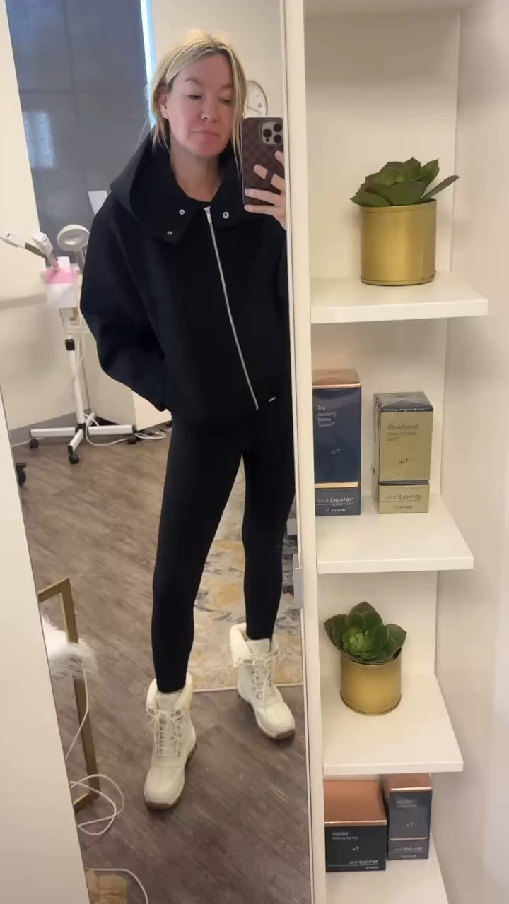 So impressed with this new scuba jacket from Walmart! Feels so luxe! Wearing my true size small

#LTKmomlife #LTKgrwm #LTKActive