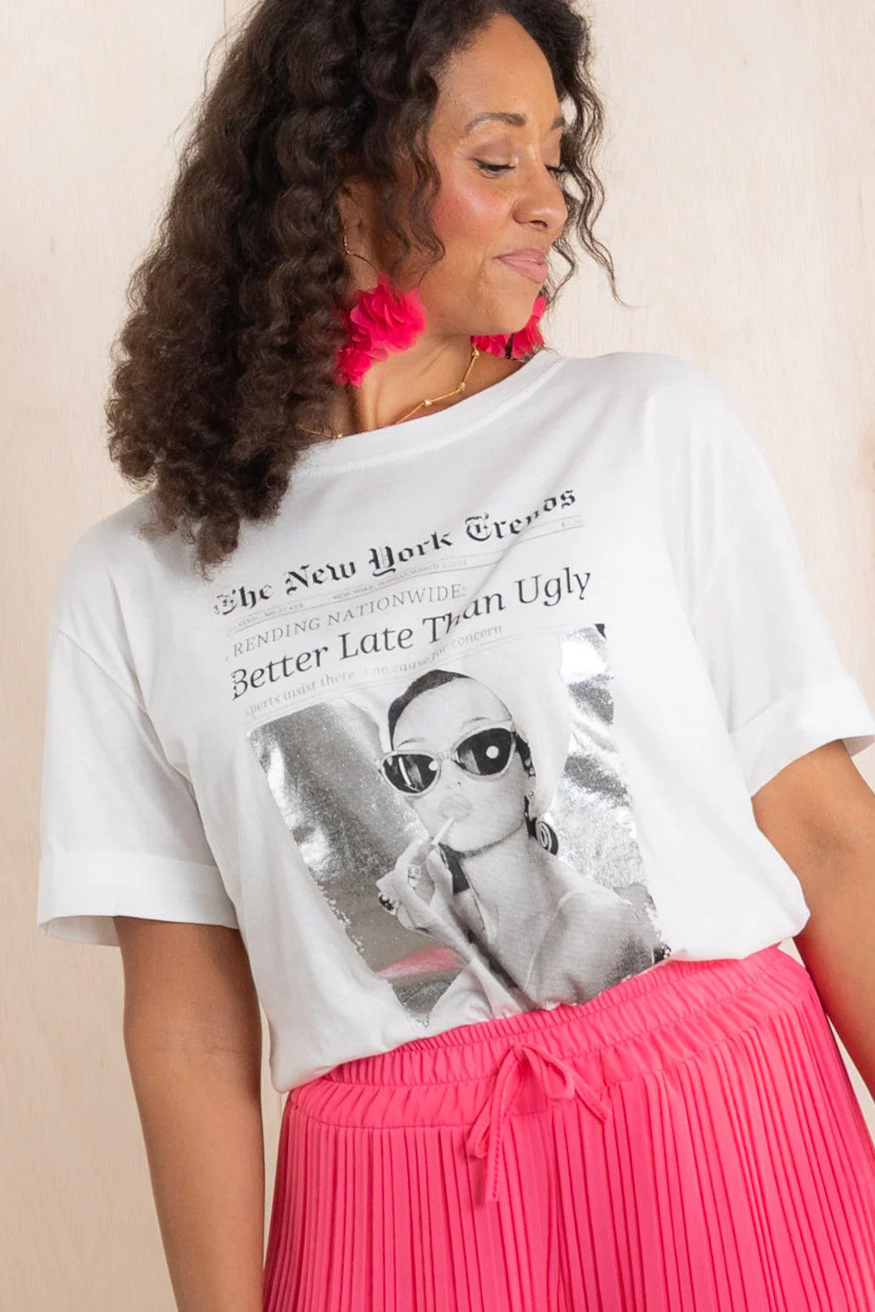 Madeline White Graphic Short Sleeve Top | The Willow Tree