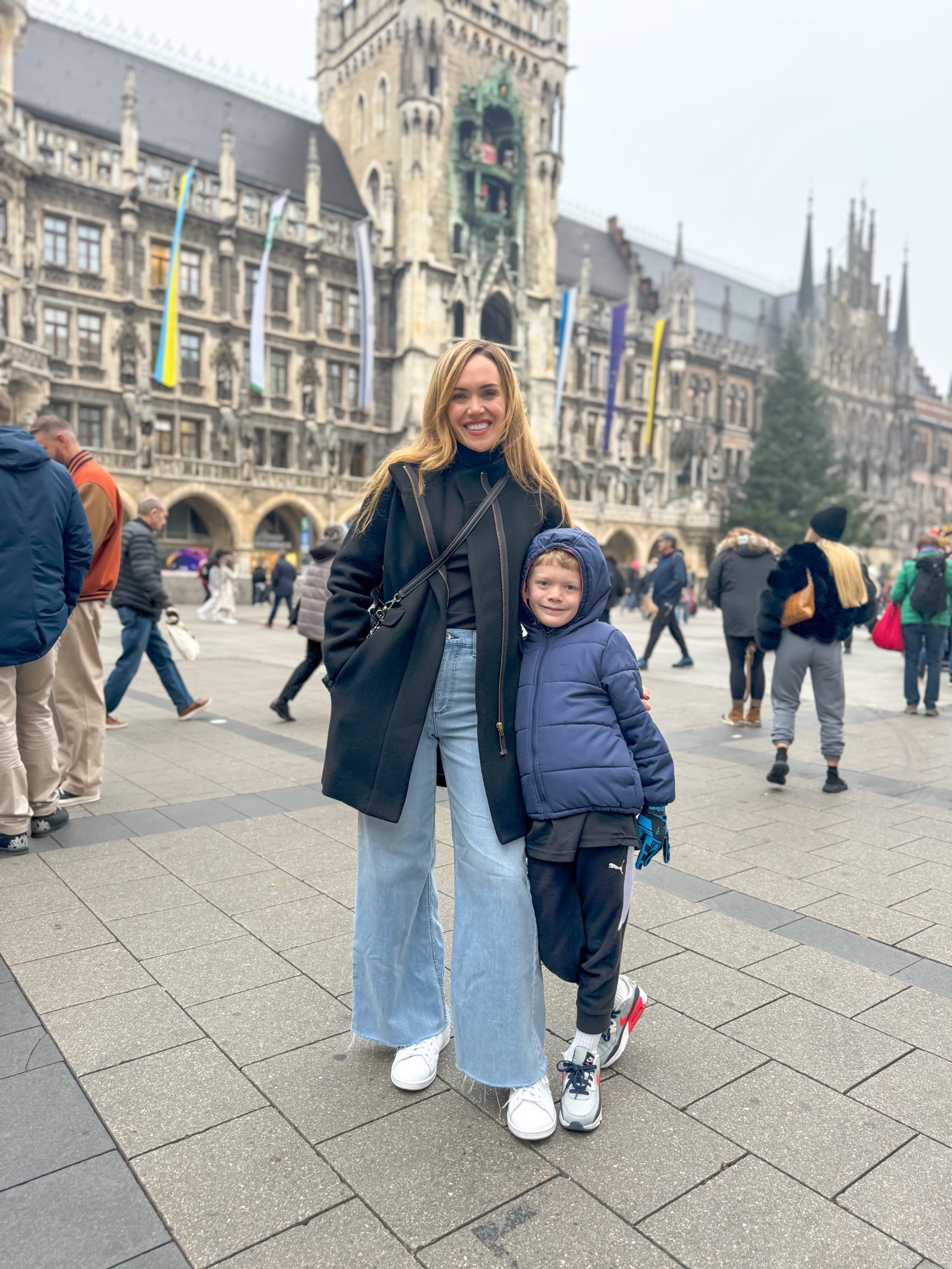 I felt good in this casual outfit while walking around Munich!

#LTKFindsUnder100 #LTKTravel