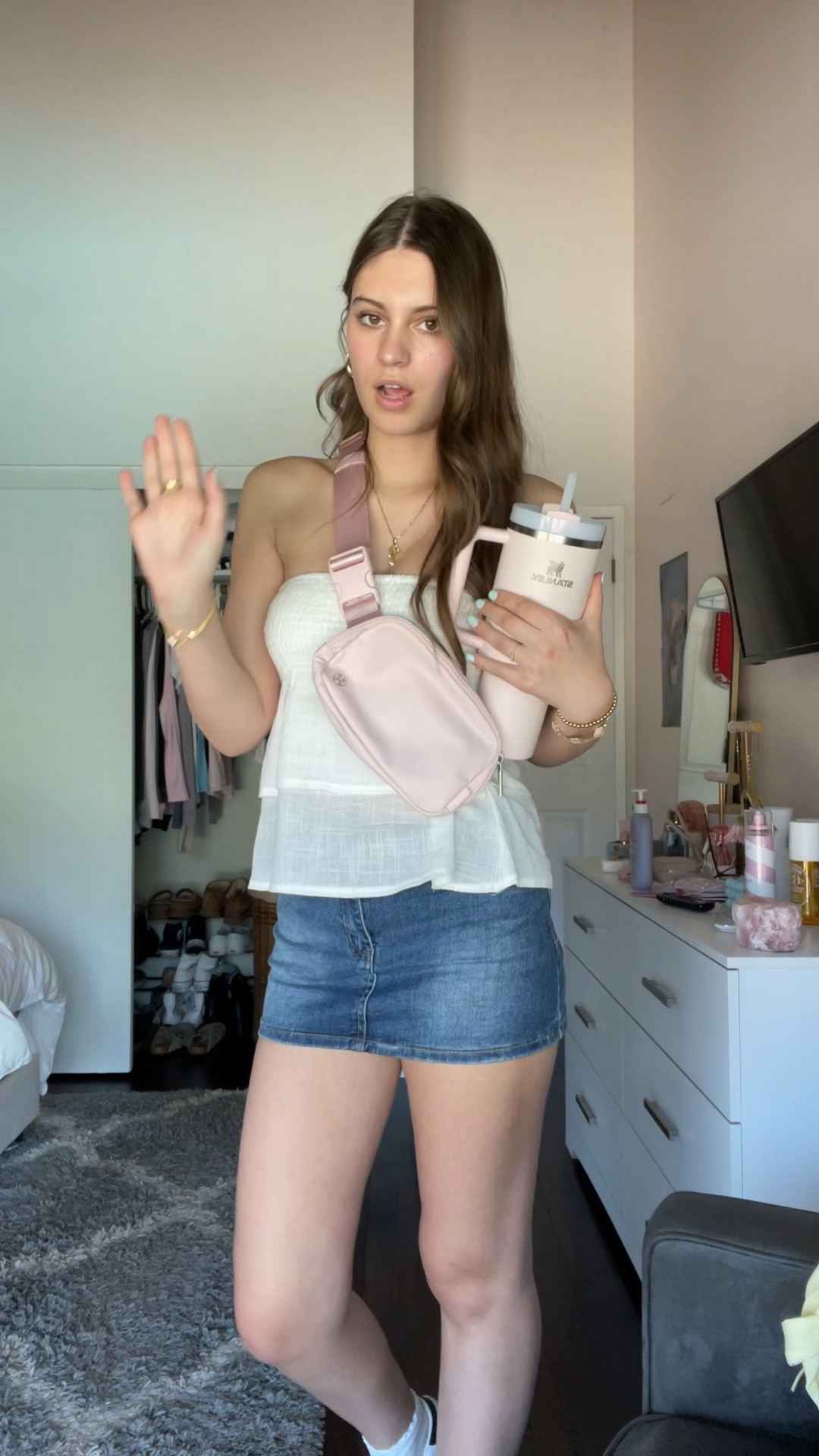 Top is out of stock at the moment on pacsun website but my be in stock on edikted and a size small
Skirt is also a small from edikted you can use my code “EMMALORRA10"
belt bag from lululemon!

#LTKStyleTip #LTKBeauty #LTKSeasonal