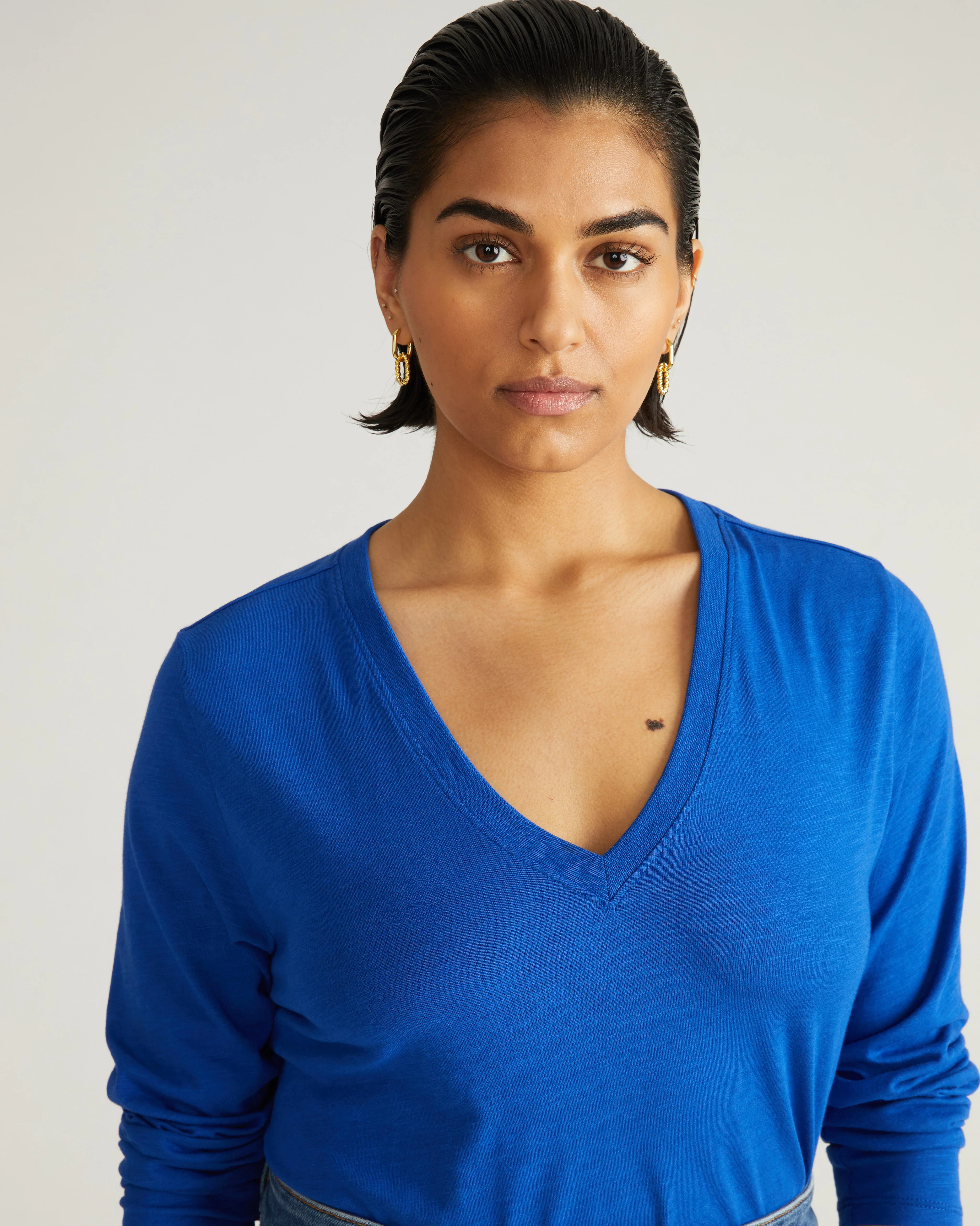 Light-As-Air Long Sleeve V Neck Tee - Ultramarine | Universal Standard