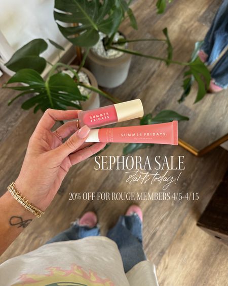 Sephora Sale starts TODAY for rouge members! 20% off for all rouge — linking my fave summer Fridays lips here I wear everyday + always get questions on! 💓🥰

Summer Fridays, Sephora sale, lip oil, favorite lip products, lip balm 

#LTKfindsunder50 #LTKxSephora #LTKsalealert
