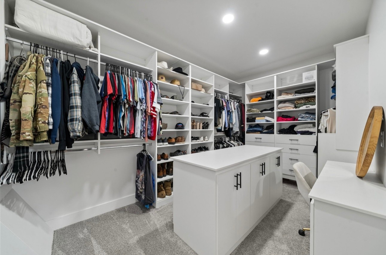 Master closet inspo 🤍

#LTKHome #LTKFamily #LTKStyleTip
