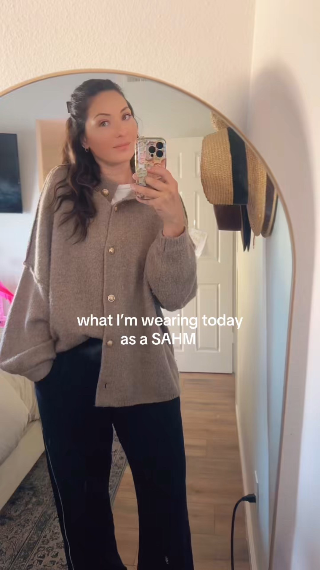 One of my fave fits from this past week! Shopping my closet and trying new pieces together! 

#LTKmomlife #LTKootd #LTKgrwm