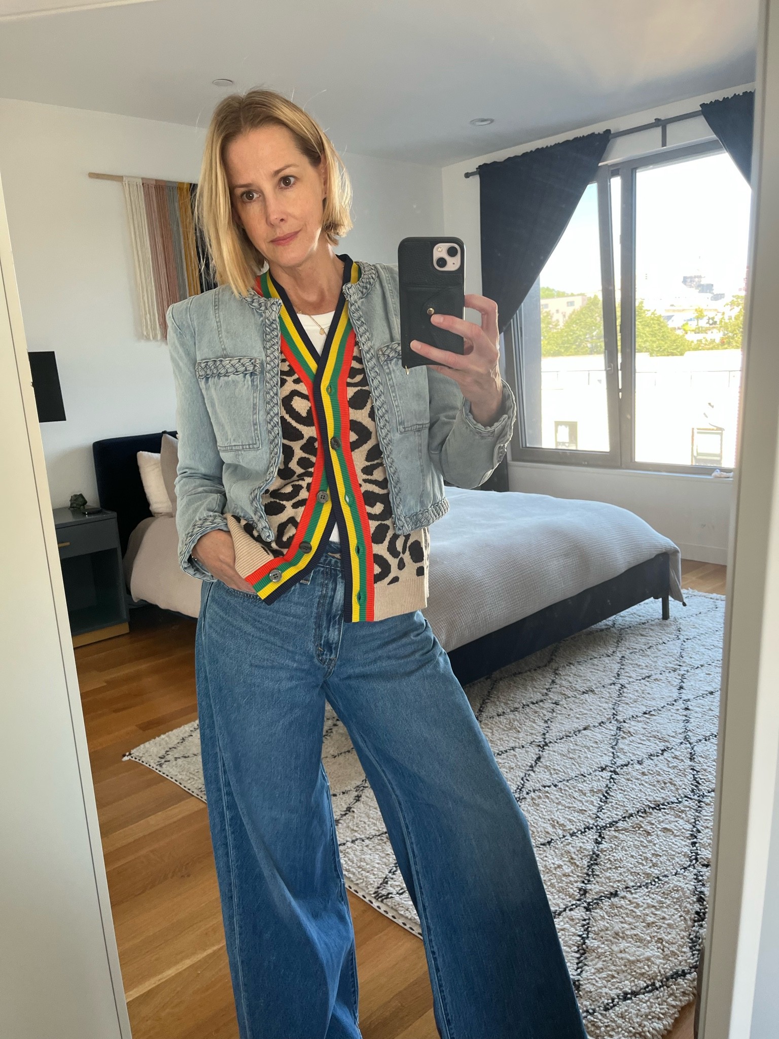 5 Fall Transitional Pieces to add to your wardrobe
White Tank Top by Banana Republic /
Cardigan by Kule /
Lady Jacket by Veronica Beard /
Wide Leg/Baggy Jeans by Levi’s /
Loafers by Madewell

#LTKSeasonal #LTKstyletip